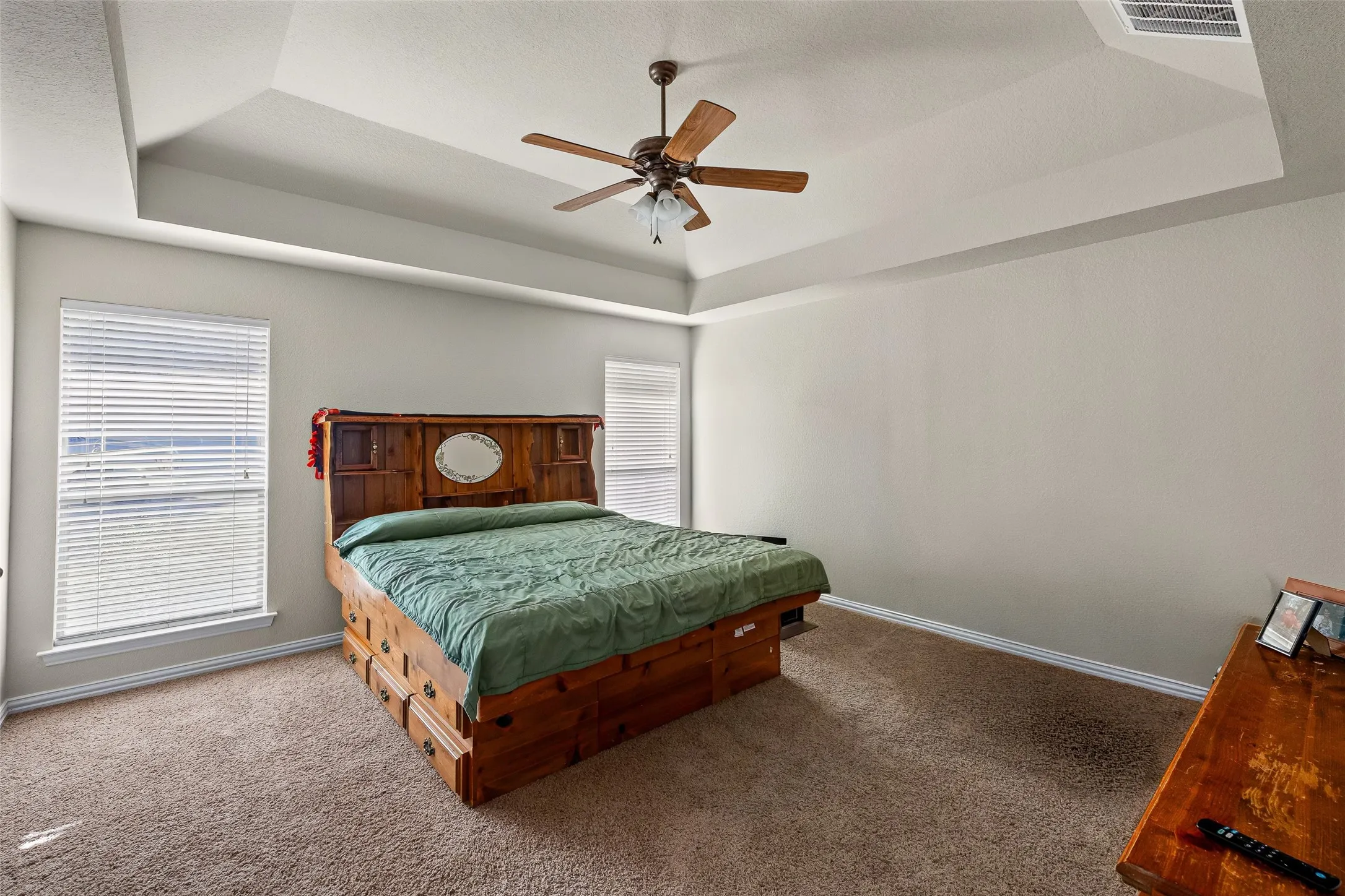 Single Family Residence For Sale in Hood County , 9719 Ravenswood Road, Granbury, Texas 76049, 3 Bedroom, 2 Bathroom, 2 Garage spaces, 1,946 Sqft, built in 2008, mls#21363269, Real Estate Agent in Granbury, Homes For Sale in Hood county, Homes For Sale in Granbury, Realtor in Granbury Texas, Real Estate Brokerage Independent Realty Texas, Luminita Cordes Realtor
