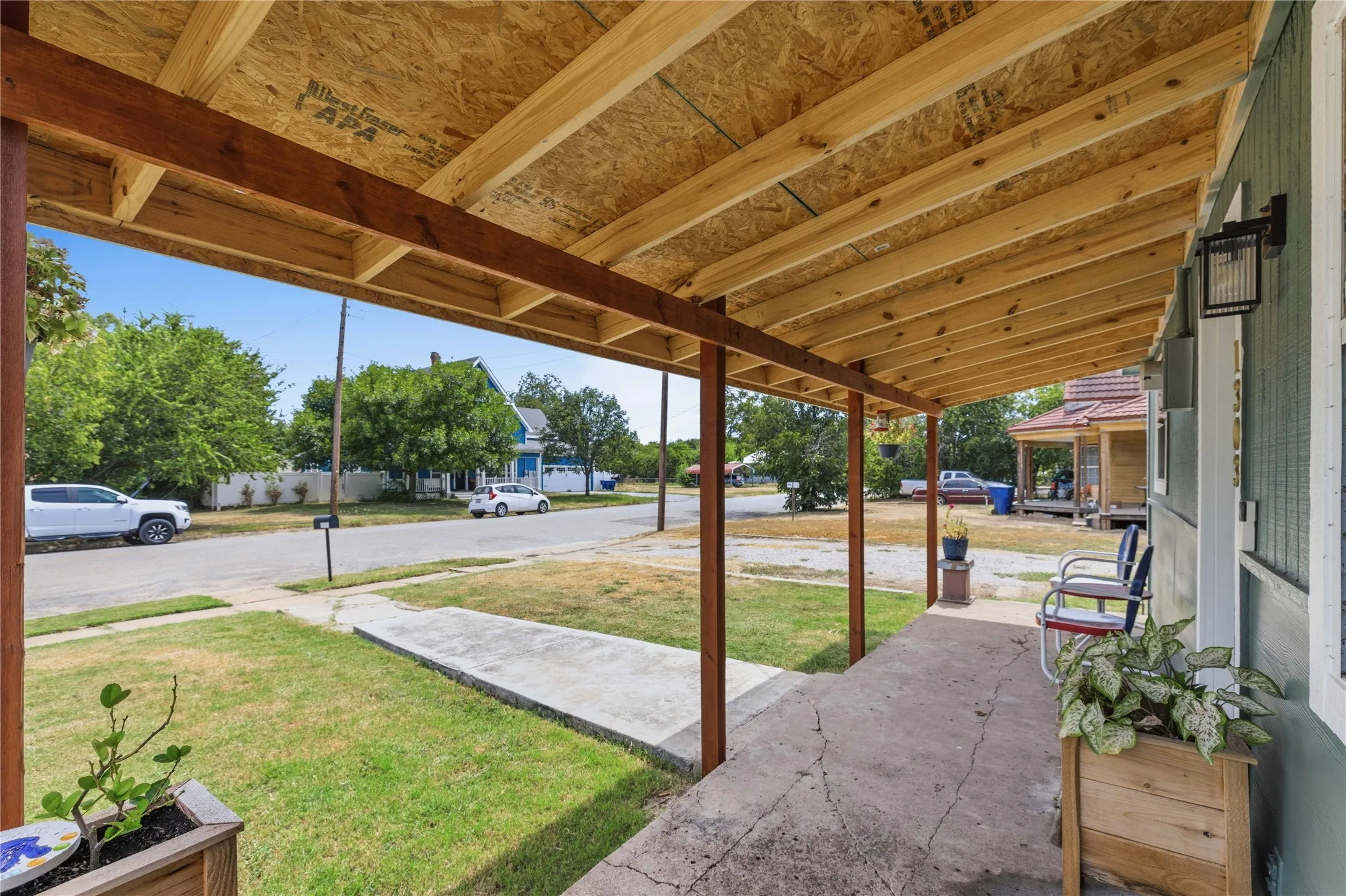 Single Family Residence For Sale in Brown County , 1303 Avenue D, Brownwood, Texas 76801, 3 Bedroom, 2 Bathroom, 1 Garage spaces, 1,134 Sqft, built in 0, mls#21363169, Real Estate Agent in Brownwood, Homes For Sale in Brown county, Homes For Sale in Brownwood, Realtor in Brownwood Texas, Real Estate Brokerage Independent Realty Texas, Luminita Cordes Realtor