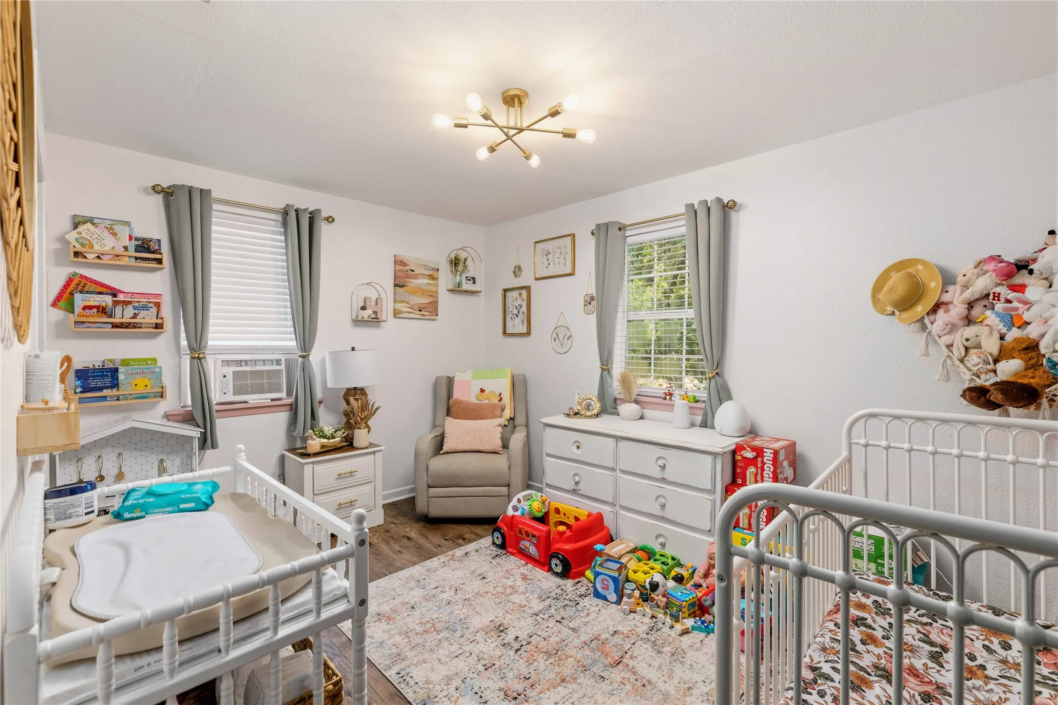 Single Family Residence For Sale in Brown County , 1303 Avenue D, Brownwood, Texas 76801, 3 Bedroom, 2 Bathroom, 1 Garage spaces, 1,134 Sqft, built in 0, mls#21363169, Real Estate Agent in Brownwood, Homes For Sale in Brown county, Homes For Sale in Brownwood, Realtor in Brownwood Texas, Real Estate Brokerage Independent Realty Texas, Luminita Cordes Realtor
