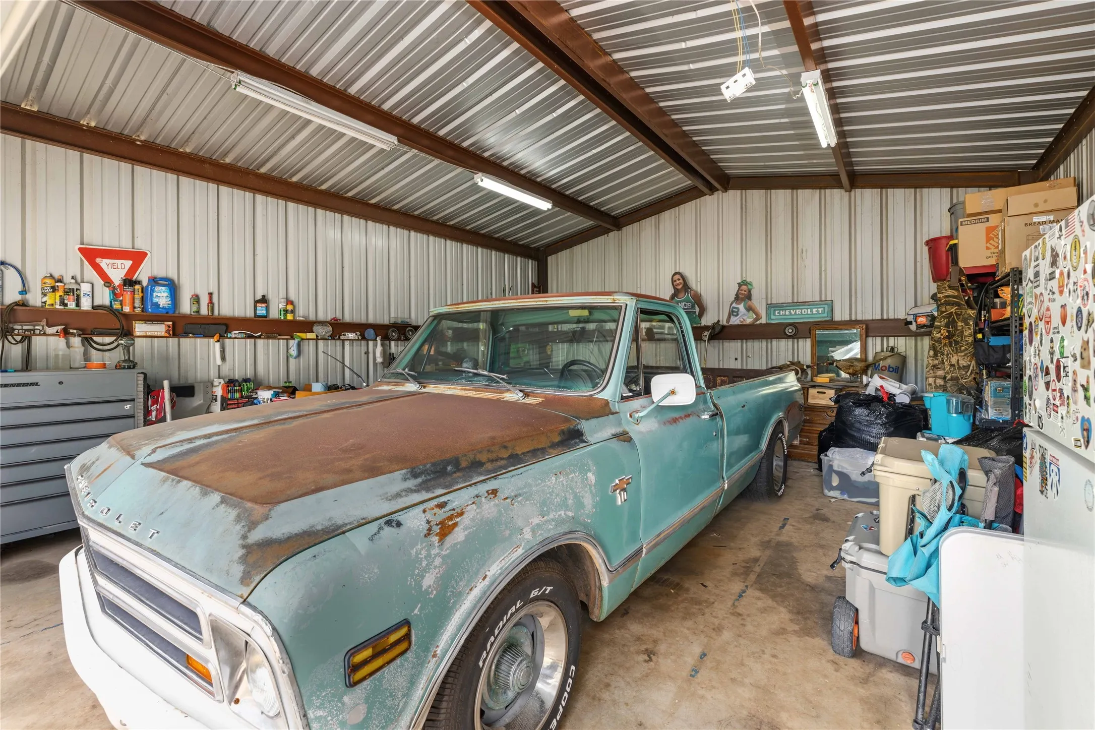 Single Family Residence For Sale in Brown County , 1303 Avenue D, Brownwood, Texas 76801, 3 Bedroom, 2 Bathroom, 1 Garage spaces, 1,134 Sqft, built in 0, mls#21363169, Real Estate Agent in Brownwood, Homes For Sale in Brown county, Homes For Sale in Brownwood, Realtor in Brownwood Texas, Real Estate Brokerage Independent Realty Texas, Luminita Cordes Realtor