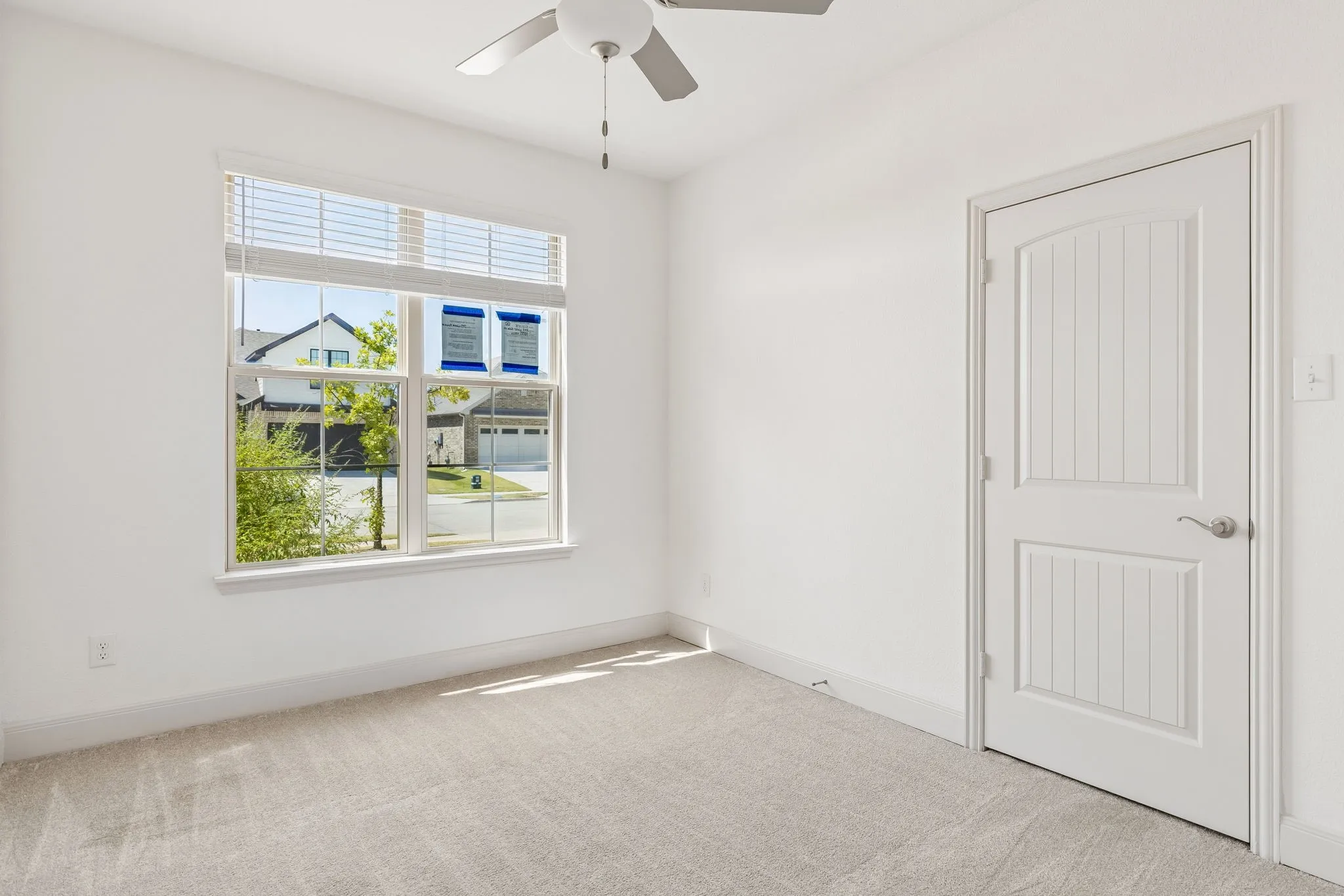 Single Family Residence For Sale in Collin County , 395 Waters Ridge Drive, Lavon, Texas 75166, 4 Bedroom, 2 Bathroom, 2 Garage spaces, 1,748 Sqft, built in 2022, mls#21364423, Real Estate Agent in Lavon, Homes For Sale in Collin county, Homes For Sale in Lavon, Realtor in Lavon Texas, Real Estate Brokerage Independent Realty Texas, Luminita Cordes Realtor