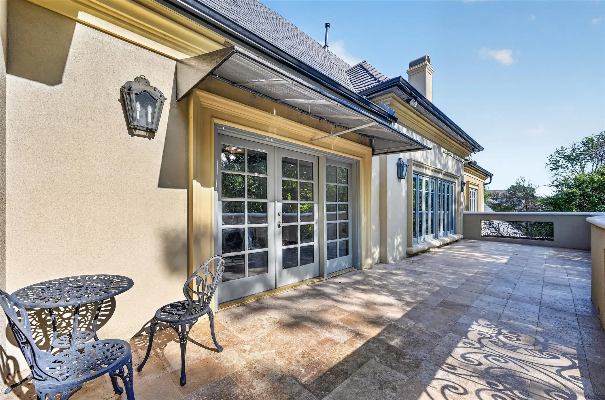 Single Family Residence For Sale in Denton County , 4505 Tour 18 Drive, Flower Mound, Texas 75022, 5 Bedroom, 6 Bathroom, 4 Garage spaces, 8,315 Sqft, built in 1997, mls#21363313, Real Estate Agent in Flower Mound, Homes For Sale in Denton county, Homes For Sale in Flower Mound, Realtor in Flower Mound Texas, Real Estate Brokerage Independent Realty Texas, Luminita Cordes Realtor