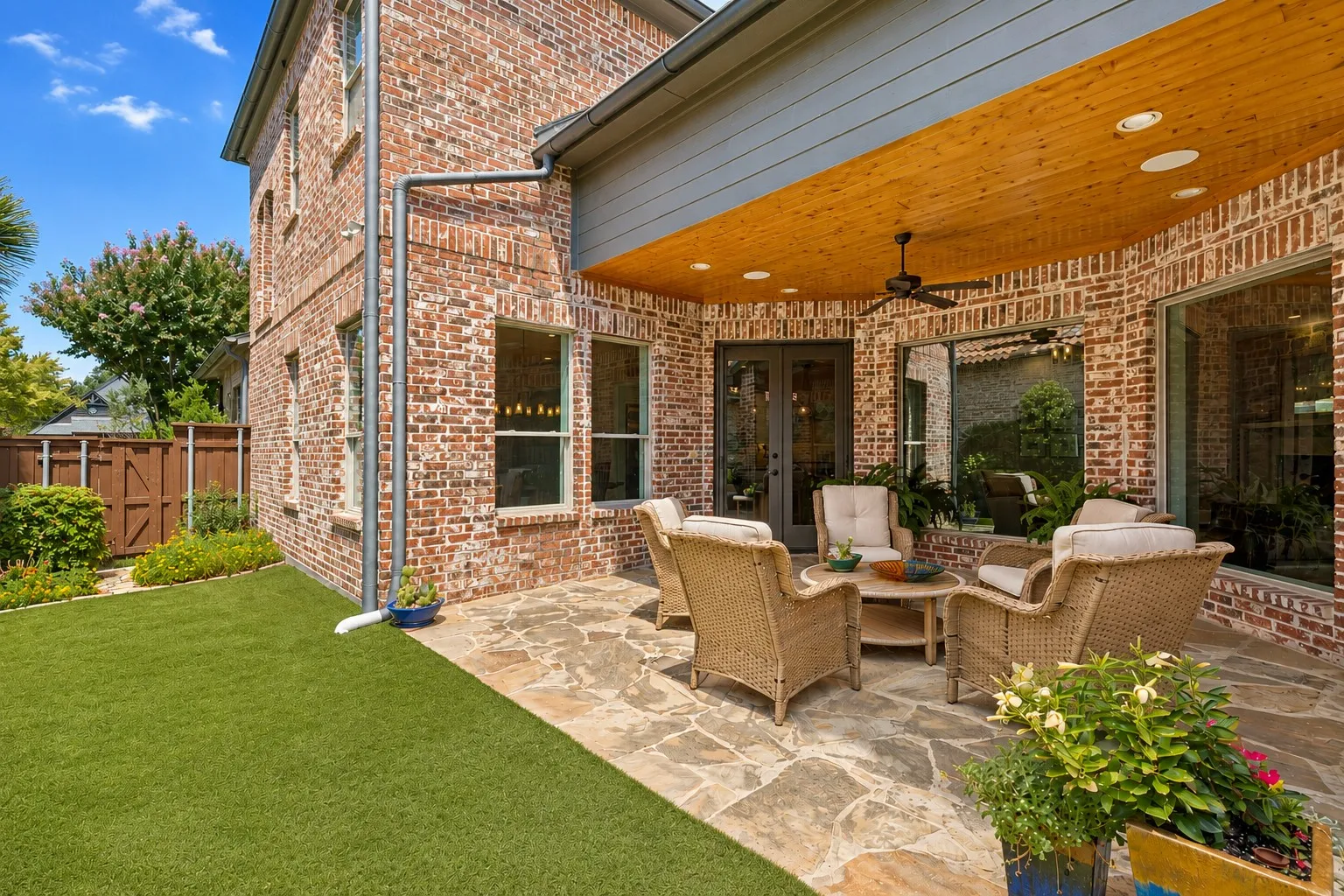 Single Family Residence For Sale in Dallas County , 322 Devon Drive, Coppell, Texas 75019, 4 Bedroom, 4 Bathroom, 3 Garage spaces, 3,691 Sqft, built in 2014, mls#21362216, Real Estate Agent in Coppell, Homes For Sale in Dallas county, Homes For Sale in Coppell, Realtor in Coppell Texas, Real Estate Brokerage Independent Realty Texas, Luminita Cordes Realtor