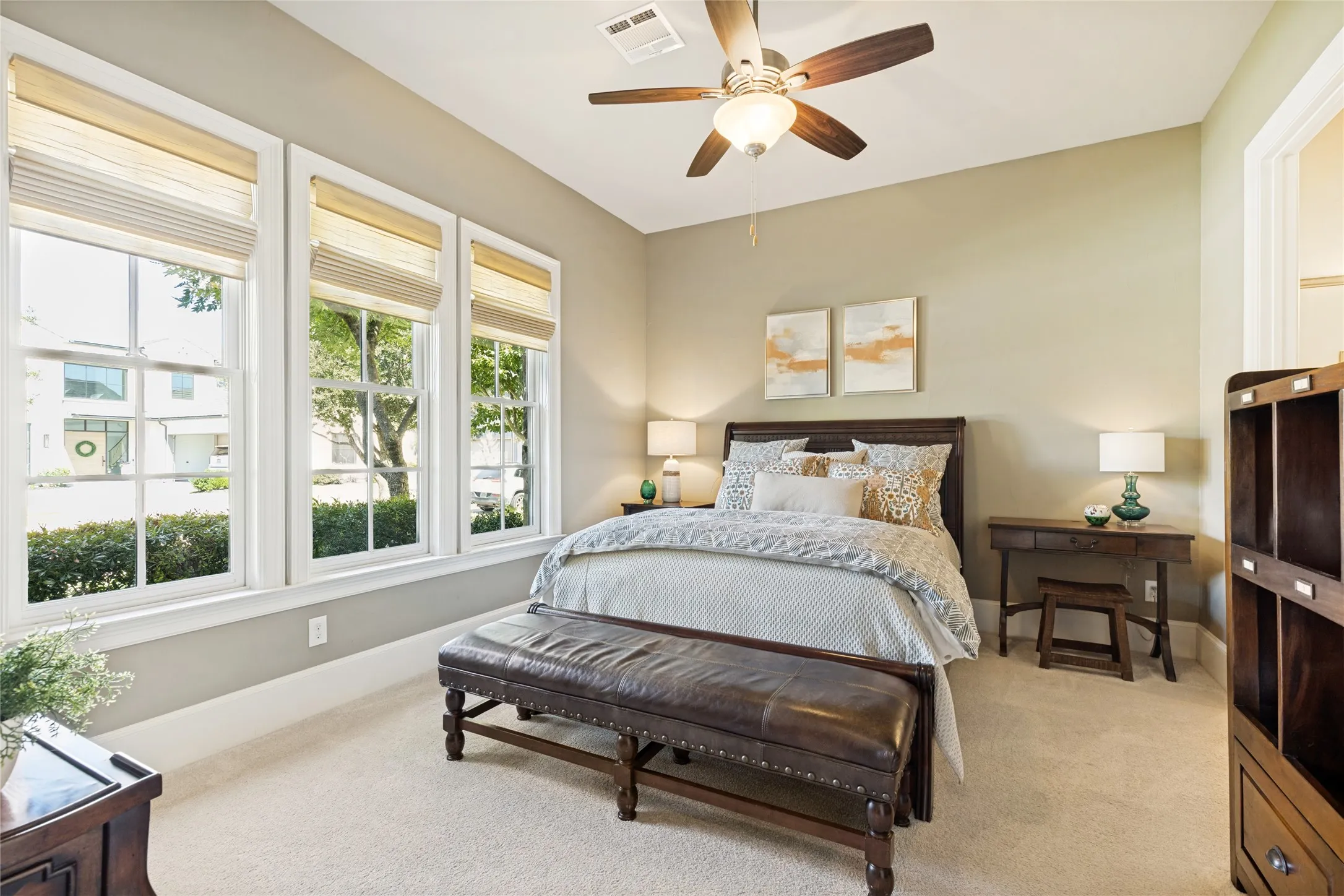 Single Family Residence For Sale in Dallas County , 322 Devon Drive, Coppell, Texas 75019, 4 Bedroom, 4 Bathroom, 3 Garage spaces, 3,691 Sqft, built in 2014, mls#21362216, Real Estate Agent in Coppell, Homes For Sale in Dallas county, Homes For Sale in Coppell, Realtor in Coppell Texas, Real Estate Brokerage Independent Realty Texas, Luminita Cordes Realtor