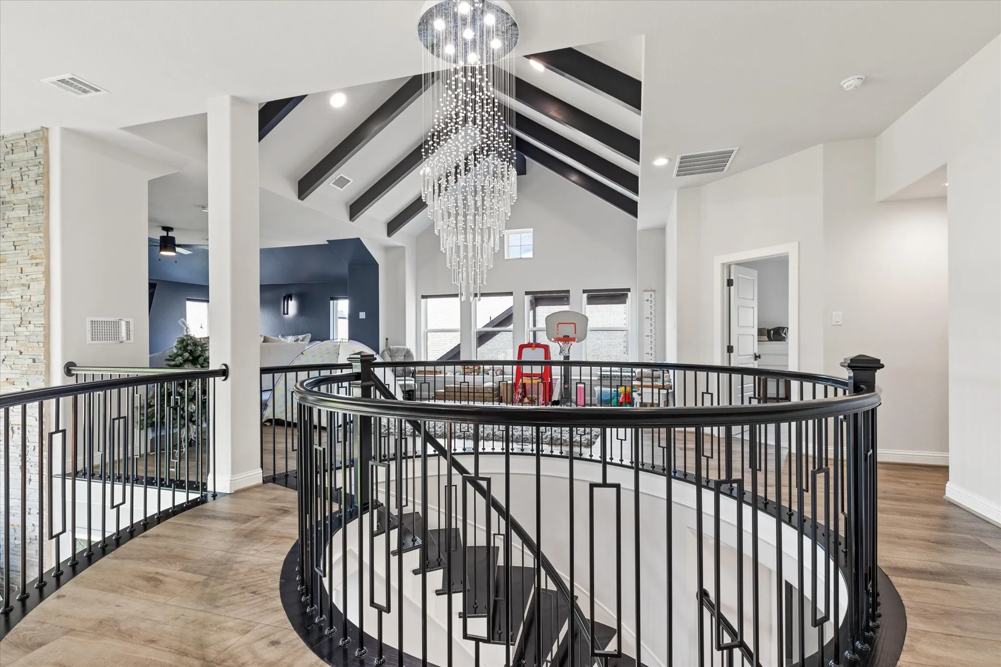 Single Family Residence For Rent in Denton County , 721 Yarrow Street, Little Elm, Texas 75068, 5 Bedroom, 5 Bathroom, 3 Garage spaces, 4,082 Sqft, built in 2020, mls#21357744, Real Estate Agent in Little Elm, Homes For Rent in Denton county, Homes For Rent in Little Elm, Realtor in Little Elm Texas, Real Estate Brokerage Independent Realty Texas, Luminita Cordes Realtor