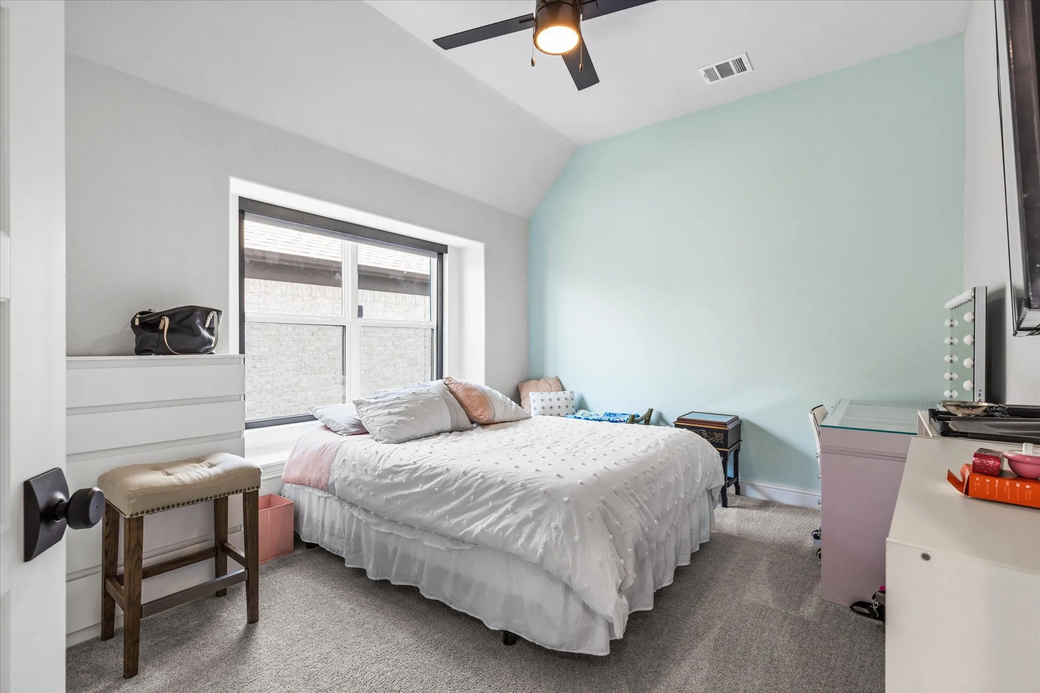 Single Family Residence For Rent in Denton County , 721 Yarrow Street, Little Elm, Texas 75068, 5 Bedroom, 5 Bathroom, 3 Garage spaces, 4,082 Sqft, built in 2020, mls#21357744, Real Estate Agent in Little Elm, Homes For Rent in Denton county, Homes For Rent in Little Elm, Realtor in Little Elm Texas, Real Estate Brokerage Independent Realty Texas, Luminita Cordes Realtor
