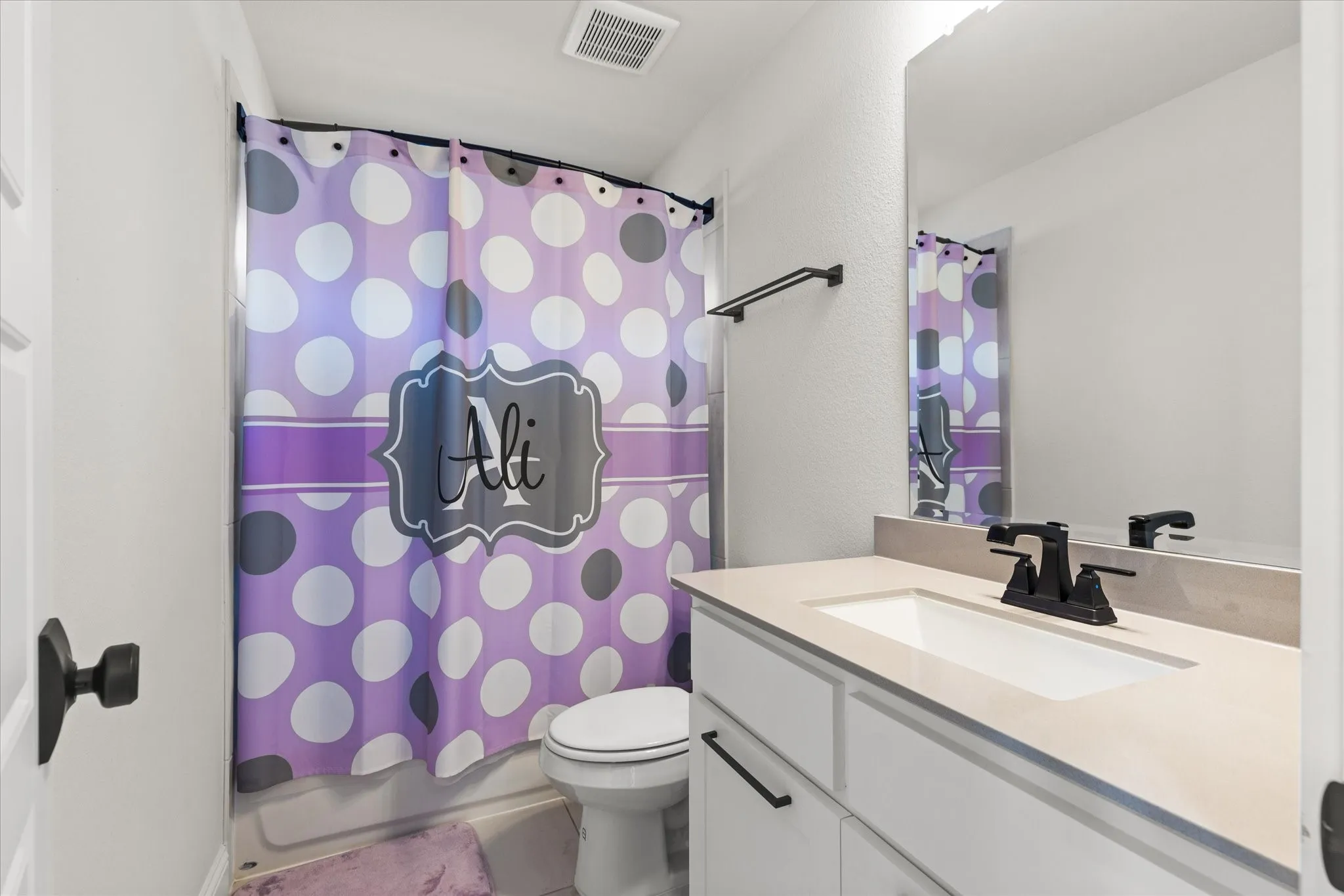 Single Family Residence For Rent in Denton County , 721 Yarrow Street, Little Elm, Texas 75068, 5 Bedroom, 5 Bathroom, 3 Garage spaces, 4,082 Sqft, built in 2020, mls#21357744, Real Estate Agent in Little Elm, Homes For Rent in Denton county, Homes For Rent in Little Elm, Realtor in Little Elm Texas, Real Estate Brokerage Independent Realty Texas, Luminita Cordes Realtor