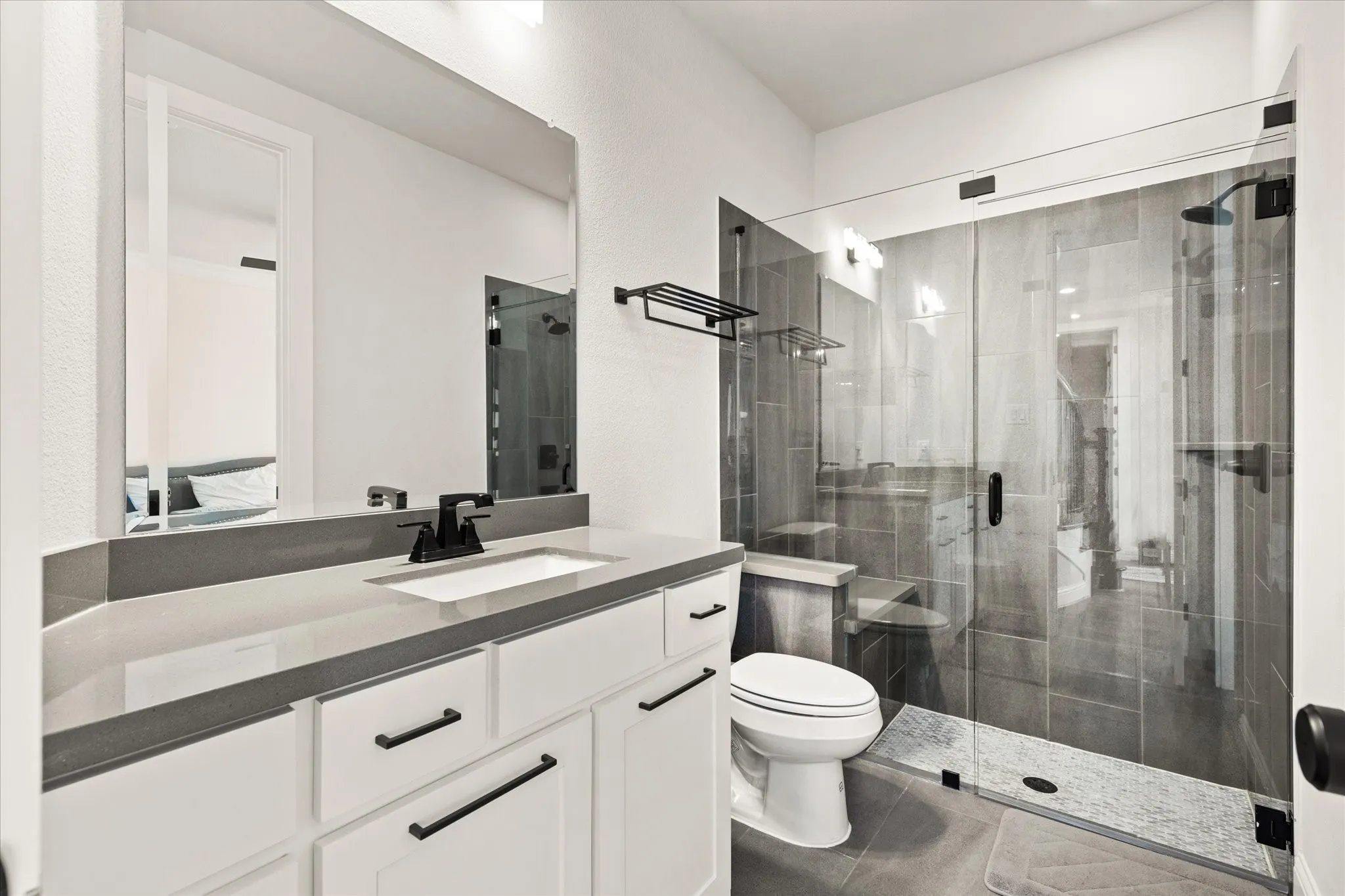 Single Family Residence For Rent in Denton County , 721 Yarrow Street, Little Elm, Texas 75068, 5 Bedroom, 5 Bathroom, 3 Garage spaces, 4,082 Sqft, built in 2020, mls#21357744, Real Estate Agent in Little Elm, Homes For Rent in Denton county, Homes For Rent in Little Elm, Realtor in Little Elm Texas, Real Estate Brokerage Independent Realty Texas, Luminita Cordes Realtor