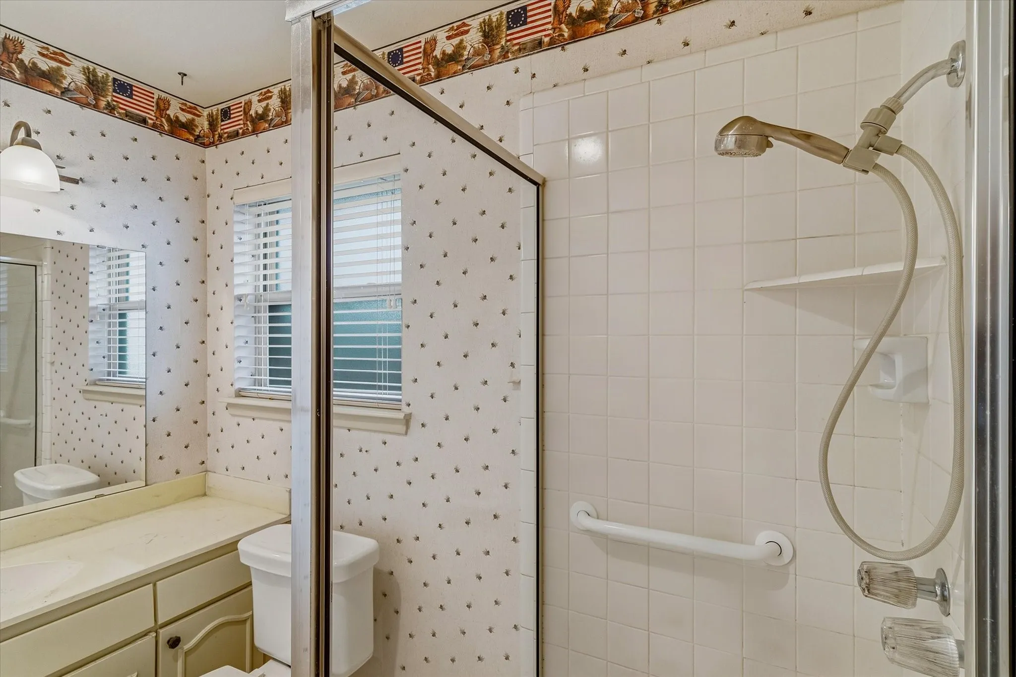 Single Family Residence For Sale in Dallas County , 13121 Pennystone Drive, Farmers Branch, Texas 75244, 4 Bedroom, 2 Bathroom, 2 Garage spaces, 1,970 Sqft, built in 1969, mls#21363239, Real Estate Agent in Farmers Branch, Homes For Sale in Dallas county, Homes For Sale in Farmers Branch, Realtor in Farmers Branch Texas, Real Estate Brokerage Independent Realty Texas, Luminita Cordes Realtor