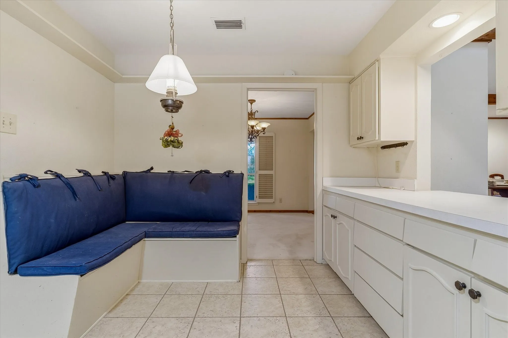 Single Family Residence For Sale in Dallas County , 13121 Pennystone Drive, Farmers Branch, Texas 75244, 4 Bedroom, 2 Bathroom, 2 Garage spaces, 1,970 Sqft, built in 1969, mls#21363239, Real Estate Agent in Farmers Branch, Homes For Sale in Dallas county, Homes For Sale in Farmers Branch, Realtor in Farmers Branch Texas, Real Estate Brokerage Independent Realty Texas, Luminita Cordes Realtor