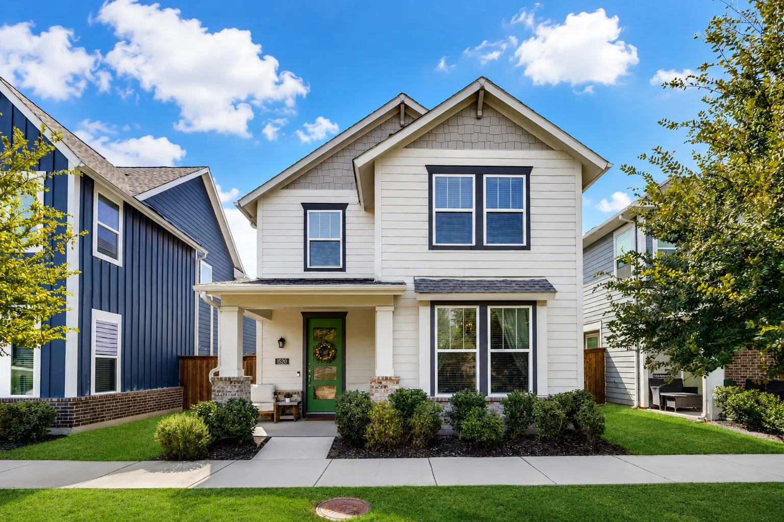 Single Family Residence For Sale in Dallas County , 1520 Jackson Street, Carrollton, Texas 75006, 3 Bedroom, 3 Bathroom, 2 Garage spaces, 2,046 Sqft, built in 2020, mls#21363293, Real Estate Agent in Carrollton, Homes For Sale in Dallas county, Homes For Sale in Carrollton, Realtor in Carrollton Texas, Real Estate Brokerage Independent Realty Texas, Luminita Cordes Realtor