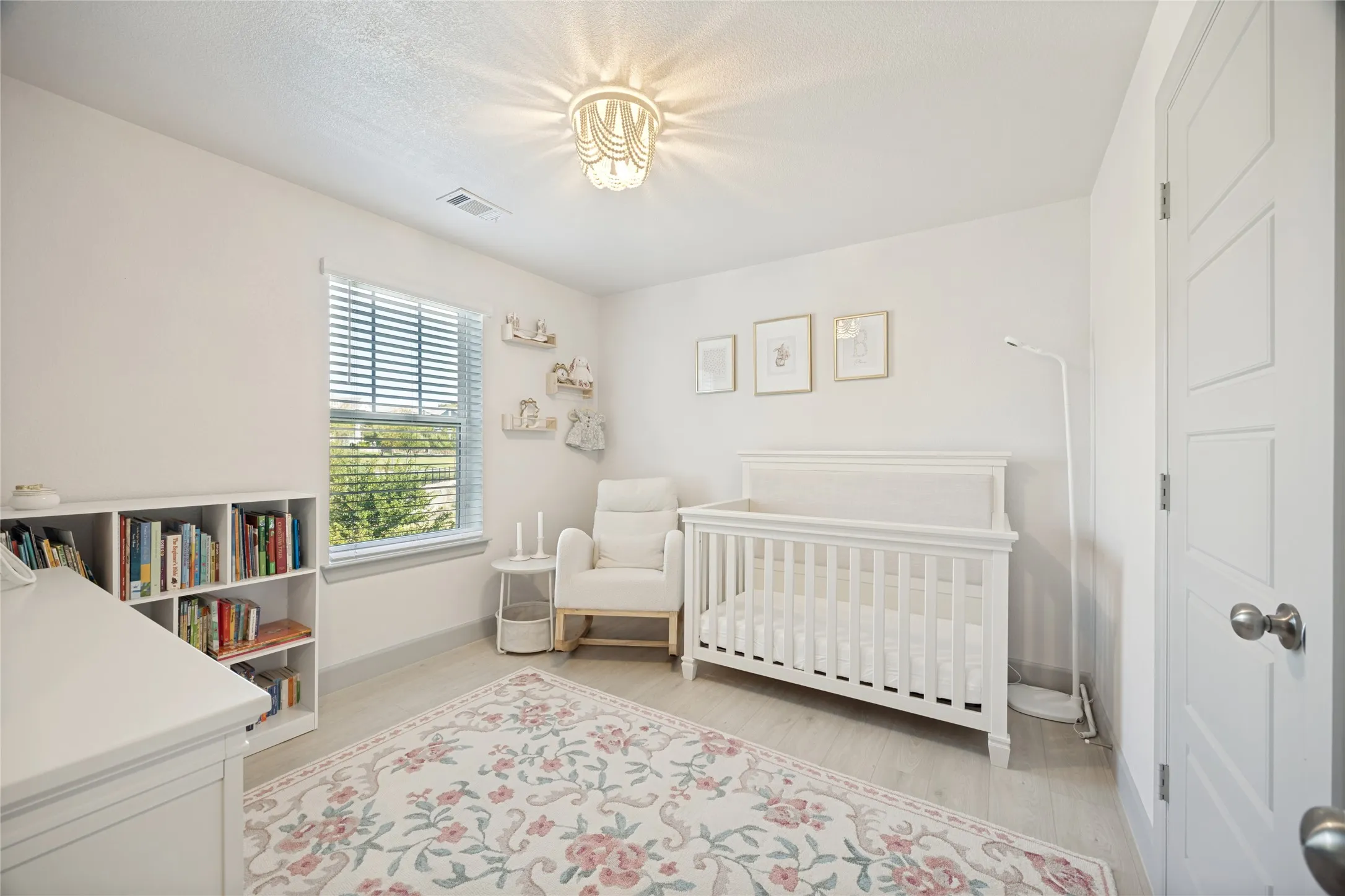 Single Family Residence For Sale in Dallas County , 1520 Jackson Street, Carrollton, Texas 75006, 3 Bedroom, 3 Bathroom, 2 Garage spaces, 2,046 Sqft, built in 2020, mls#21363293, Real Estate Agent in Carrollton, Homes For Sale in Dallas county, Homes For Sale in Carrollton, Realtor in Carrollton Texas, Real Estate Brokerage Independent Realty Texas, Luminita Cordes Realtor