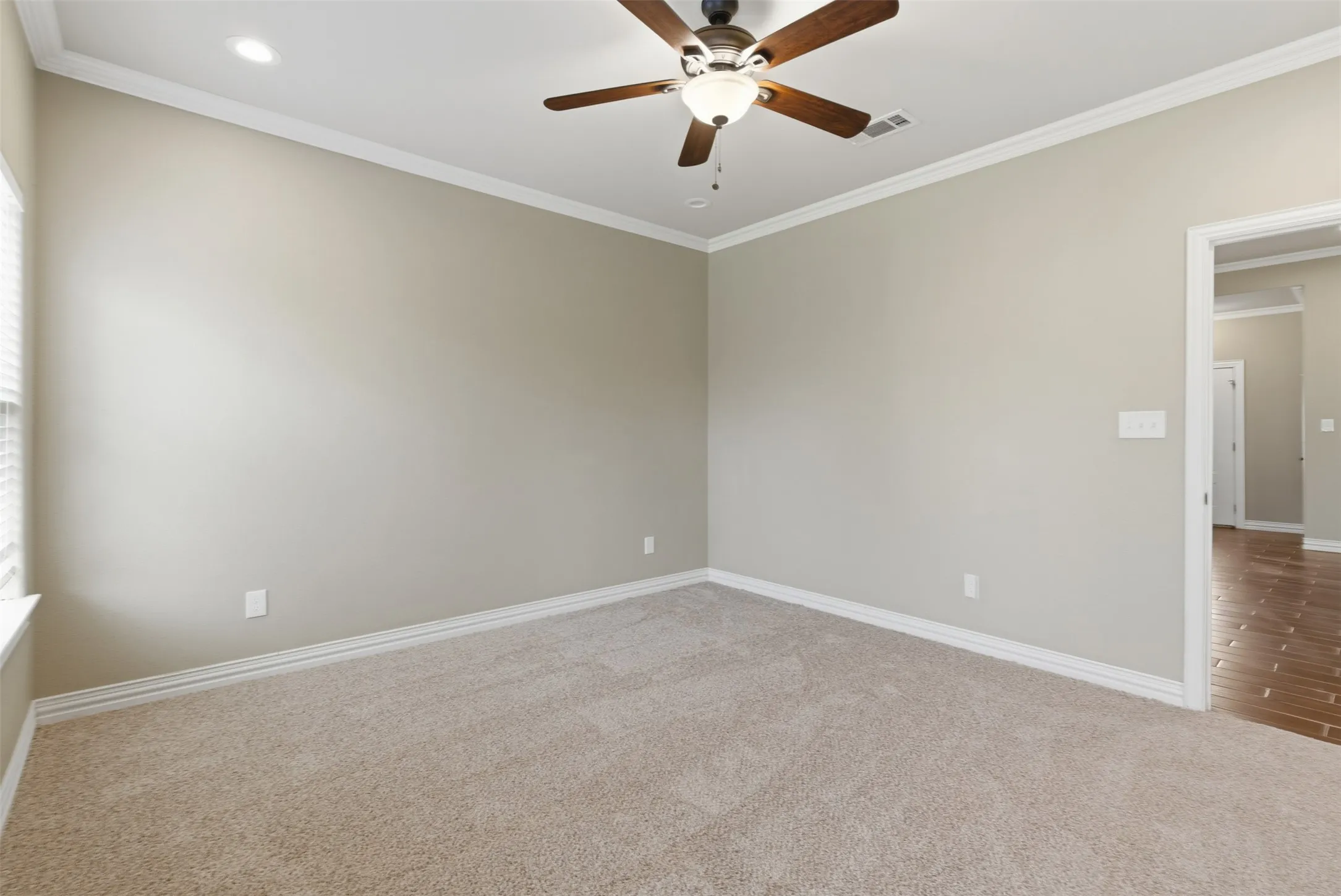 Single Family Residence For Rent in Grayson County , 1524 S Montgomery Street, Sherman, Texas 75090, 3 Bedroom, 2 Bathroom, Garage spaces, 1,265 Sqft, built in 2017, mls#21364513, Real Estate Agent in Sherman, Homes For Rent in Grayson county, Homes For Rent in Sherman, Realtor in Sherman Texas, Real Estate Brokerage Independent Realty Texas, Luminita Cordes Realtor