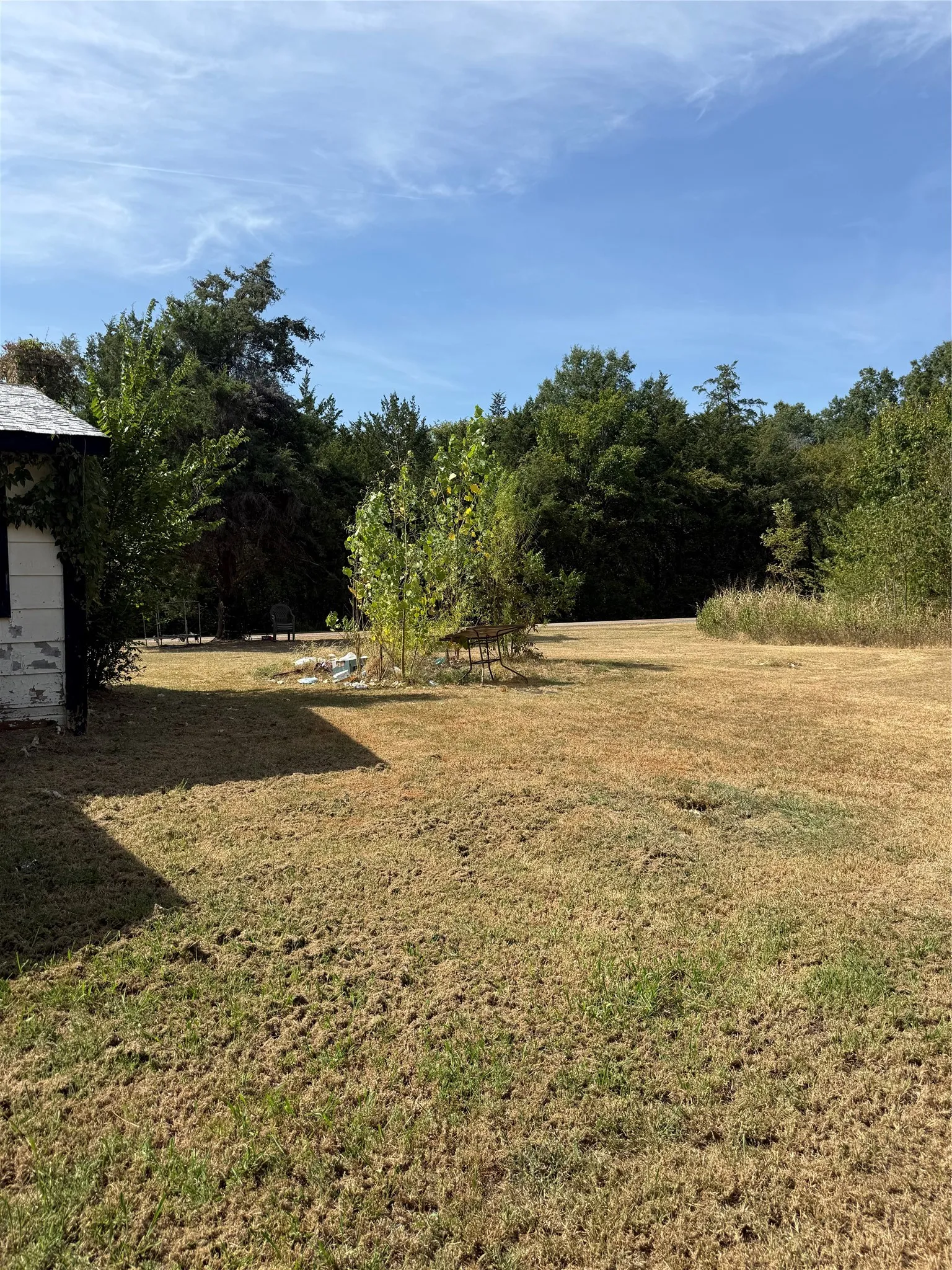 Single Family Residence For Sale in Lamar County , 1526 County Road 35980, Arthur City, Texas 75411, 2 Bedroom, 1 Bathroom, Garage spaces, 816 Sqft, built in 1997, mls#21363948, Real Estate Agent in Arthur City, Homes For Sale in Lamar county, Homes For Sale in Arthur City, Realtor in Arthur City Texas, Real Estate Brokerage Independent Realty Texas, Luminita Cordes Realtor