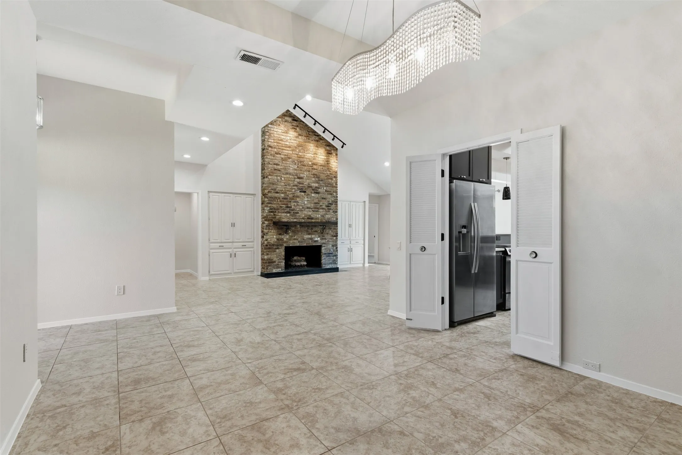 Single Family Residence For Rent in Collin County , 3512 Bender Trail, Plano, Texas 75075, 4 Bedroom, 3 Bathroom, 2 Garage spaces, 2,414 Sqft, built in 1980, Price $4,200, mls#21364514, Real Estate Agent in Plano, Homes For Rent in Collin county, Homes For Rent in Plano, Realtor in Plano Texas, Real Estate Brokerage Independent Realty Texas, Luminita Cordes Realtor