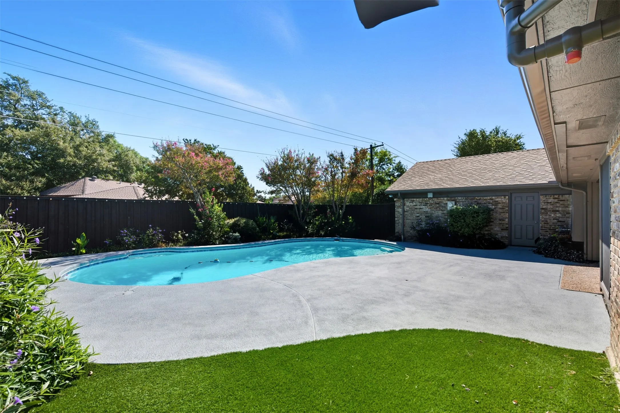 Single Family Residence For Rent in Collin County , 3512 Bender Trail, Plano, Texas 75075, 4 Bedroom, 3 Bathroom, 2 Garage spaces, 2,414 Sqft, built in 1980, Price $4,200, mls#21364514, Real Estate Agent in Plano, Homes For Rent in Collin county, Homes For Rent in Plano, Realtor in Plano Texas, Real Estate Brokerage Independent Realty Texas, Luminita Cordes Realtor