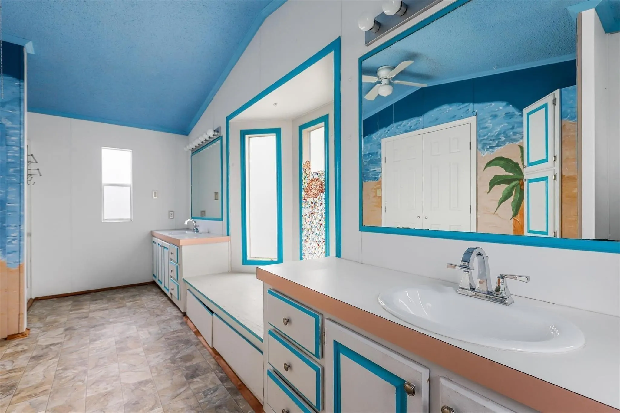 Mobile Home For Sale in Hood County , 4012 Nebraska Trail, Granbury, Texas 76048, 3 Bedroom, 2 Bathroom, Garage spaces, 1,404 Sqft, built in 1992, Price $80,000, mls#21350291, Real Estate Agent in Granbury, Homes For Sale in Hood county, Homes For Sale in Granbury, Realtor in Granbury Texas, Real Estate Brokerage Independent Realty Texas, Luminita Cordes Realtor