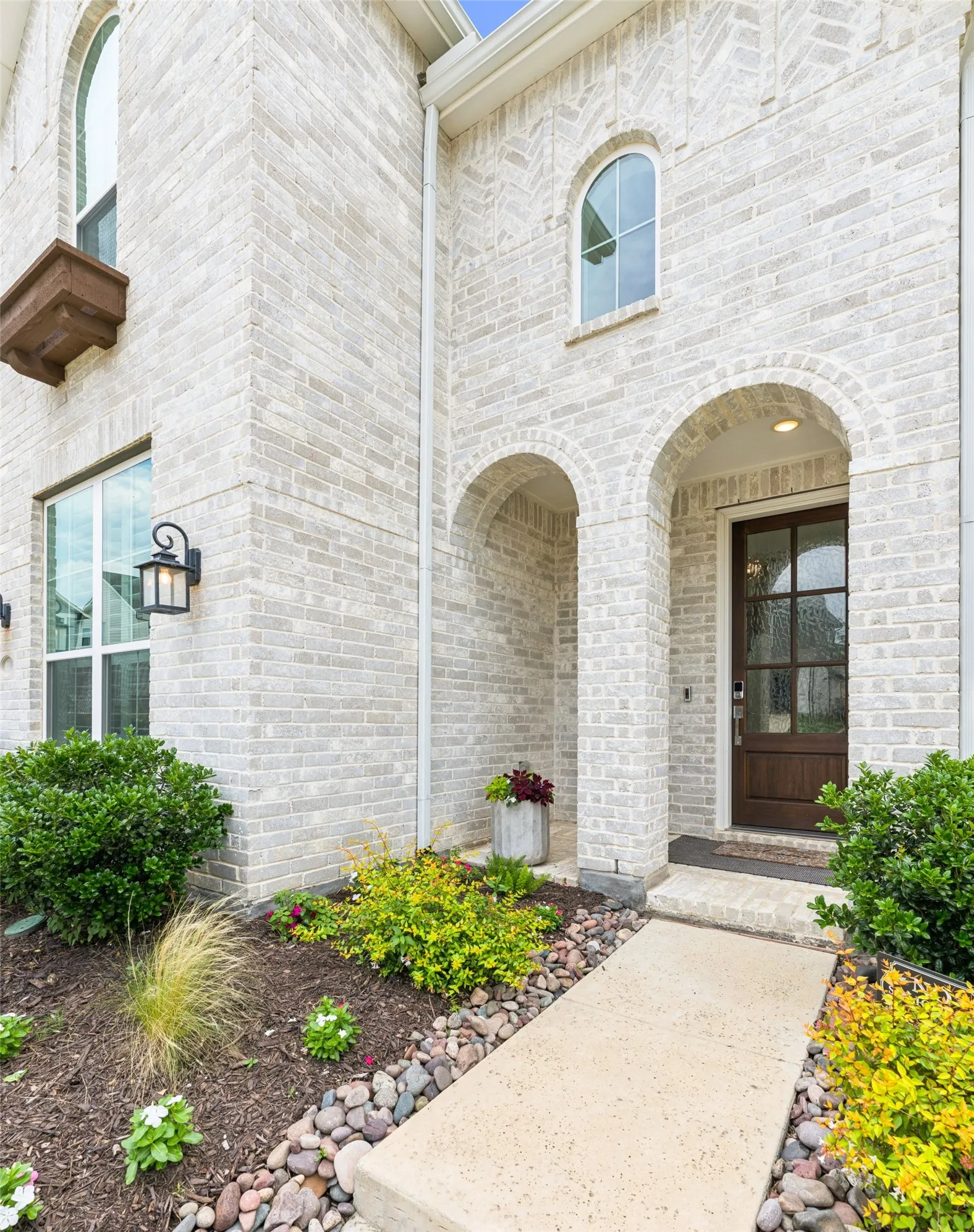 Single Family Residence For Rent in Denton County , 2301 Jack Rabbit Way, Northlake, Texas 76247, 4 Bedroom, 3 Bathroom, 2 Garage spaces, 2,454 Sqft, built in 2022, mls#21364355, Real Estate Agent in Northlake, Homes For Rent in Denton county, Homes For Rent in Northlake, Realtor in Northlake Texas, Real Estate Brokerage Independent Realty Texas, Luminita Cordes Realtor