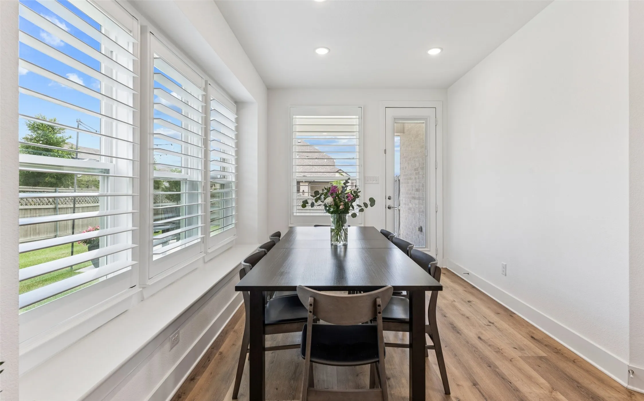 Single Family Residence For Rent in Denton County , 2301 Jack Rabbit Way, Northlake, Texas 76247, 4 Bedroom, 3 Bathroom, 2 Garage spaces, 2,454 Sqft, built in 2022, mls#21364355, Real Estate Agent in Northlake, Homes For Rent in Denton county, Homes For Rent in Northlake, Realtor in Northlake Texas, Real Estate Brokerage Independent Realty Texas, Luminita Cordes Realtor