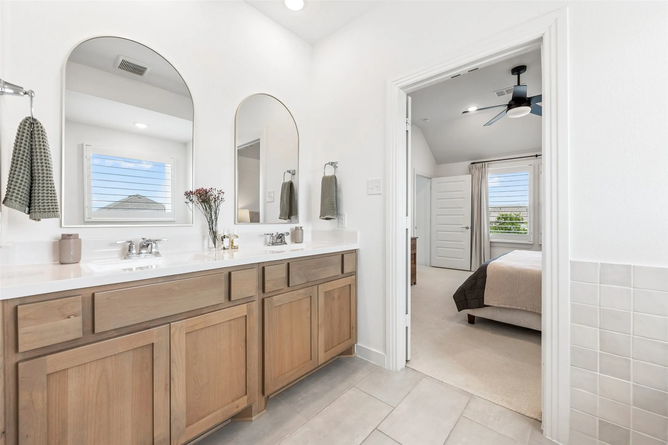 Single Family Residence For Rent in Denton County , 2301 Jack Rabbit Way, Northlake, Texas 76247, 4 Bedroom, 3 Bathroom, 2 Garage spaces, 2,454 Sqft, built in 2022, mls#21364355, Real Estate Agent in Northlake, Homes For Rent in Denton county, Homes For Rent in Northlake, Realtor in Northlake Texas, Real Estate Brokerage Independent Realty Texas, Luminita Cordes Realtor