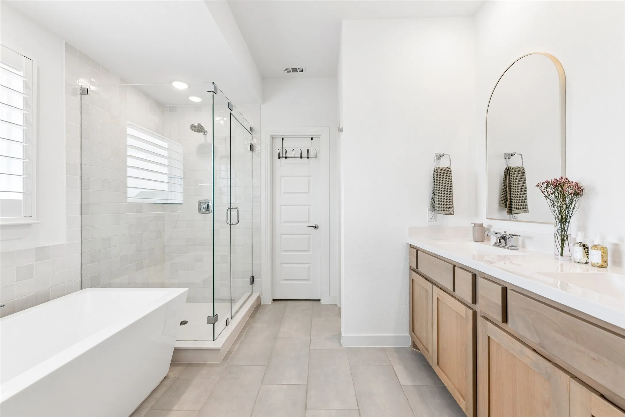 Single Family Residence For Rent in Denton County , 2301 Jack Rabbit Way, Northlake, Texas 76247, 4 Bedroom, 3 Bathroom, 2 Garage spaces, 2,454 Sqft, built in 2022, mls#21364355, Real Estate Agent in Northlake, Homes For Rent in Denton county, Homes For Rent in Northlake, Realtor in Northlake Texas, Real Estate Brokerage Independent Realty Texas, Luminita Cordes Realtor