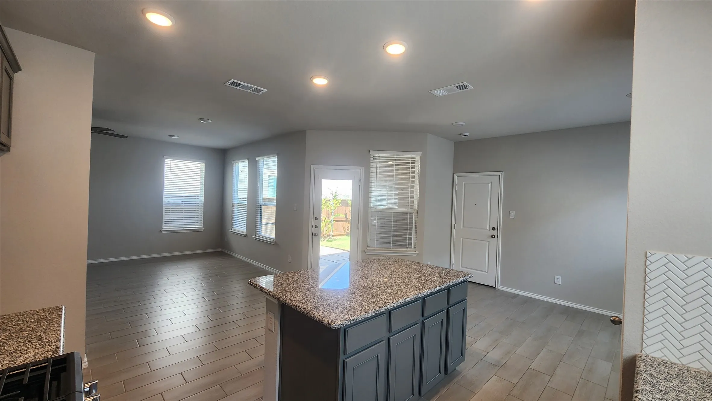 Single Family Residence For Sale in Rockwall County , 7041 Helena Hill, Royse City, Texas 75189, 4 Bedroom, 3 Bathroom, 2 Garage spaces, 2,080 Sqft, built in 2023, mls#21364471, Real Estate Agent in Royse City, Homes For Sale in Rockwall county, Homes For Sale in Royse City, Realtor in Royse City Texas, Real Estate Brokerage Independent Realty Texas, Luminita Cordes Realtor