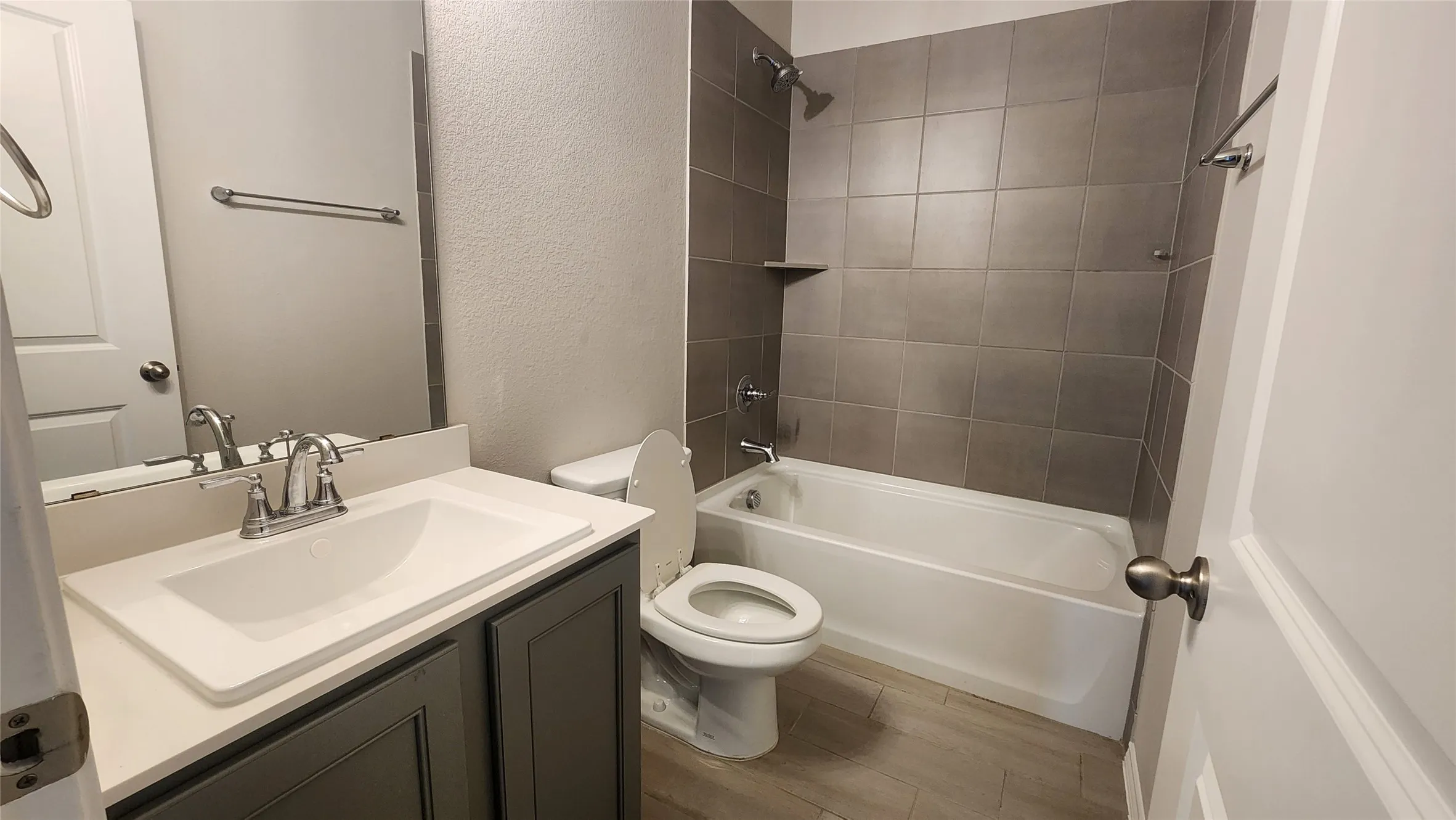 Single Family Residence For Sale in Rockwall County , 7041 Helena Hill, Royse City, Texas 75189, 4 Bedroom, 3 Bathroom, 2 Garage spaces, 2,080 Sqft, built in 2023, mls#21364471, Real Estate Agent in Royse City, Homes For Sale in Rockwall county, Homes For Sale in Royse City, Realtor in Royse City Texas, Real Estate Brokerage Independent Realty Texas, Luminita Cordes Realtor