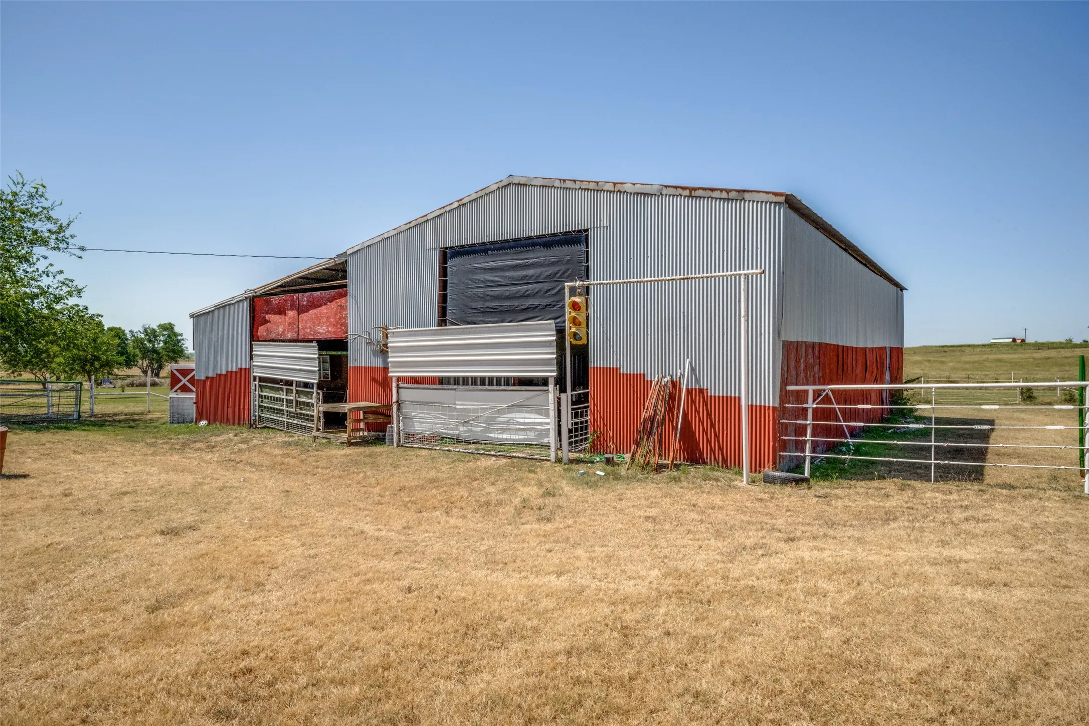 Barn