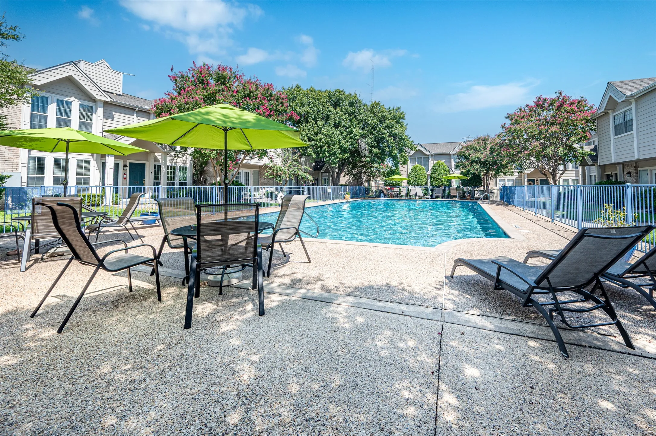 Condominium For Rent in Dallas County , 13715 Preston Road 184, Dallas, Texas 75240, 1 Bedroom, 1 Bathroom, Garage spaces, 631 Sqft, built in 1968, mls#21364545, Real Estate Agent in Dallas, Homes For Rent in Dallas county, Homes For Rent in Dallas, Realtor in Dallas Texas, Real Estate Brokerage Independent Realty Texas, Luminita Cordes Realtor