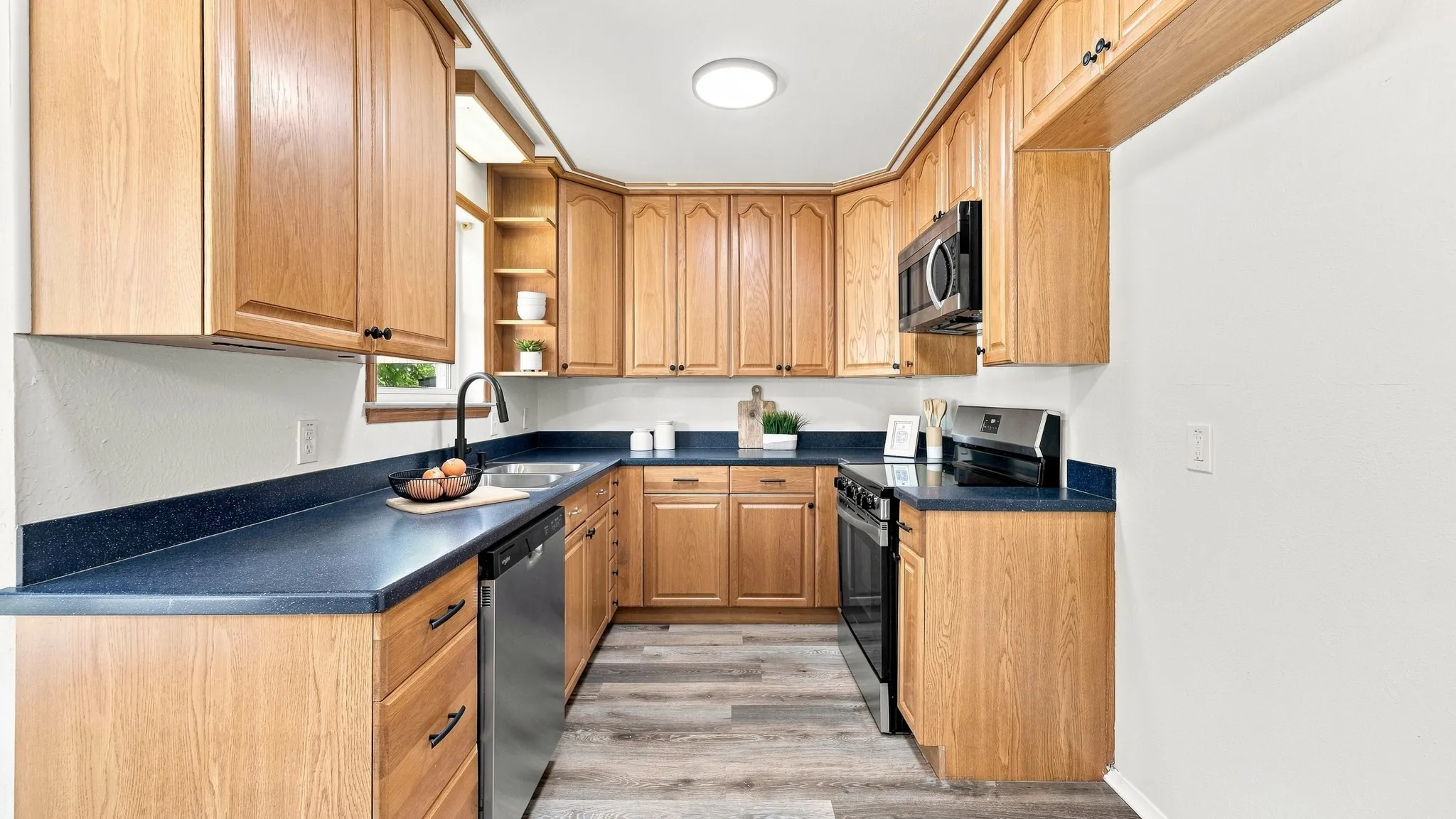 Single Family Residence For Sale in Tarrant County , 744 Windsor Drive, Everman, Texas 76140, 3 Bedroom, 2 Bathroom, 2 Garage spaces, 1,118 Sqft, built in 1970, mls#21364531, Real Estate Agent in Everman, Homes For Sale in Tarrant county, Homes For Sale in Everman, Realtor in Everman Texas, Real Estate Brokerage Independent Realty Texas, Luminita Cordes Realtor
