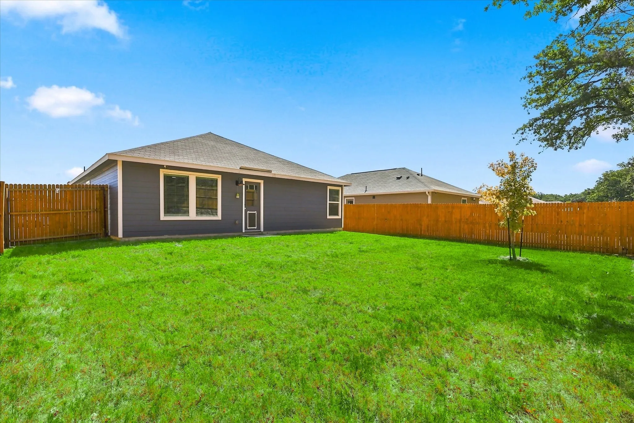 Single Family Residence For Rent in Dallas County , 1756 Copehart Lane, Dallas, Texas 75253, 3 Bedroom, 2 Bathroom, 2 Garage spaces, 1,480 Sqft, built in 2024, mls#21361734, Real Estate Agent in Dallas, Homes For Rent in Dallas county, Homes For Rent in Dallas, Realtor in Dallas Texas, Real Estate Brokerage Independent Realty Texas, Luminita Cordes Realtor