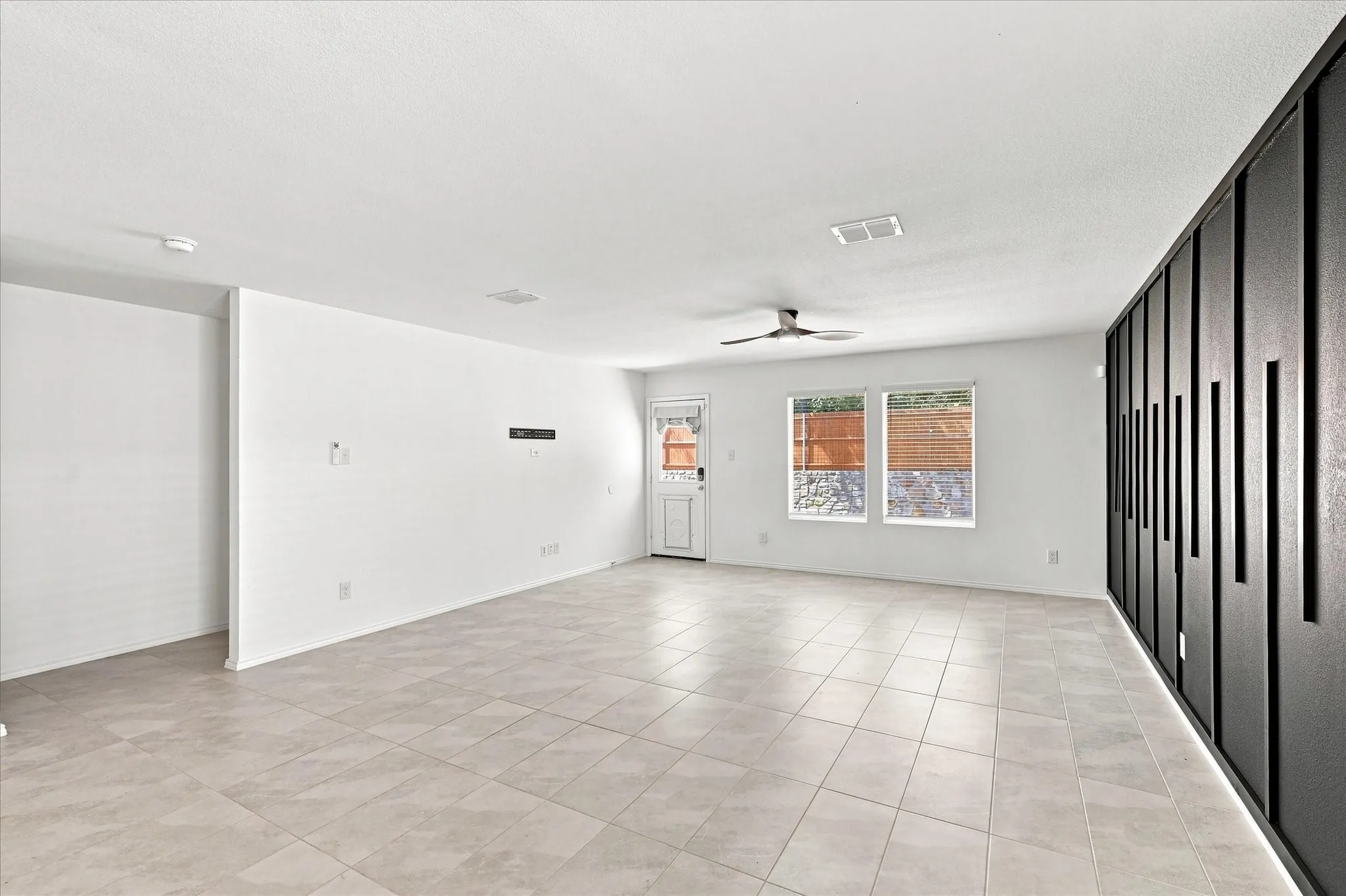 Single Family Residence For Rent in Dallas County , 1756 Copehart Lane, Dallas, Texas 75253, 3 Bedroom, 2 Bathroom, 2 Garage spaces, 1,480 Sqft, built in 2024, mls#21361734, Real Estate Agent in Dallas, Homes For Rent in Dallas county, Homes For Rent in Dallas, Realtor in Dallas Texas, Real Estate Brokerage Independent Realty Texas, Luminita Cordes Realtor