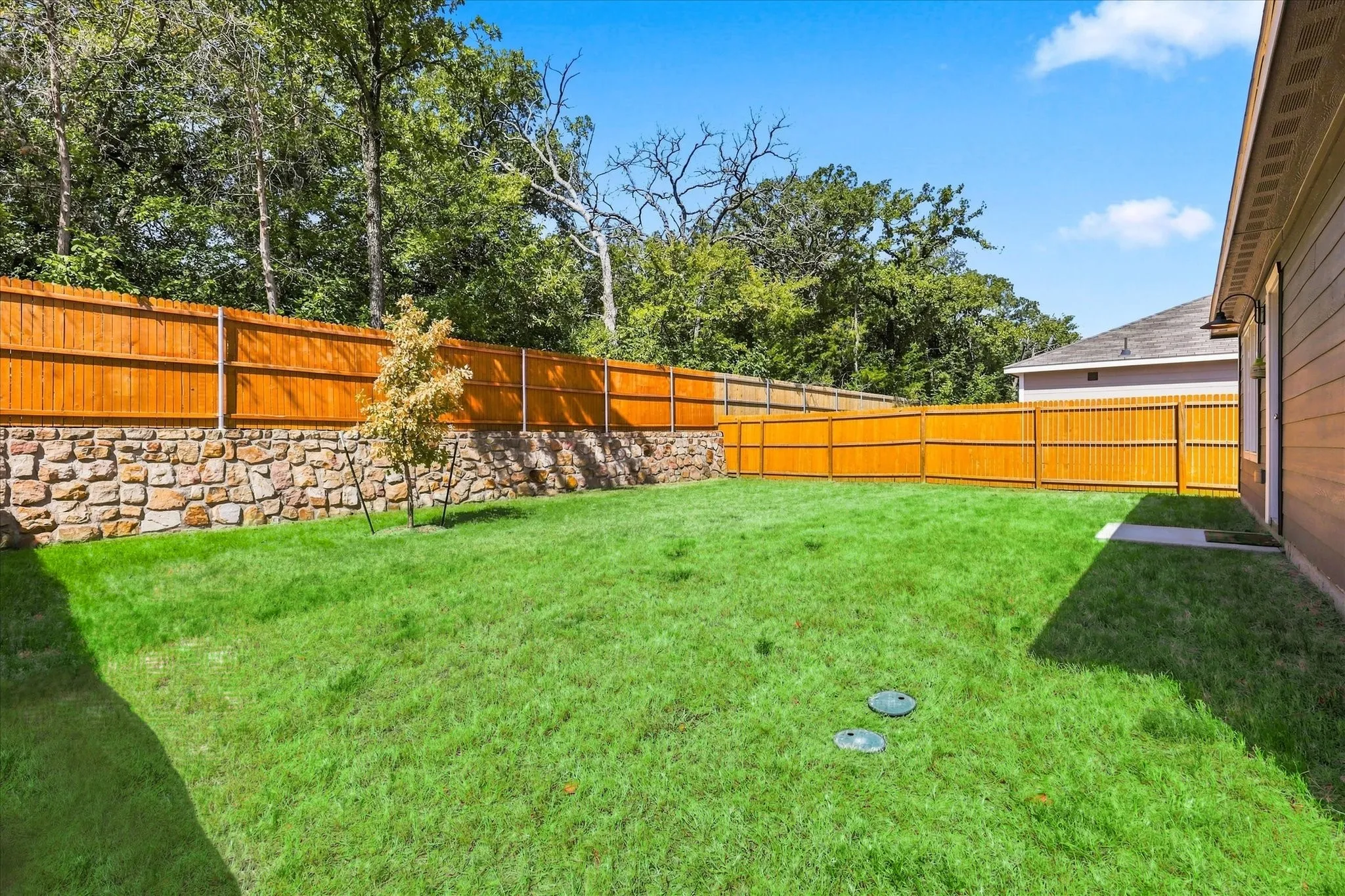 Single Family Residence For Rent in Dallas County , 1756 Copehart Lane, Dallas, Texas 75253, 3 Bedroom, 2 Bathroom, 2 Garage spaces, 1,480 Sqft, built in 2024, mls#21361734, Real Estate Agent in Dallas, Homes For Rent in Dallas county, Homes For Rent in Dallas, Realtor in Dallas Texas, Real Estate Brokerage Independent Realty Texas, Luminita Cordes Realtor