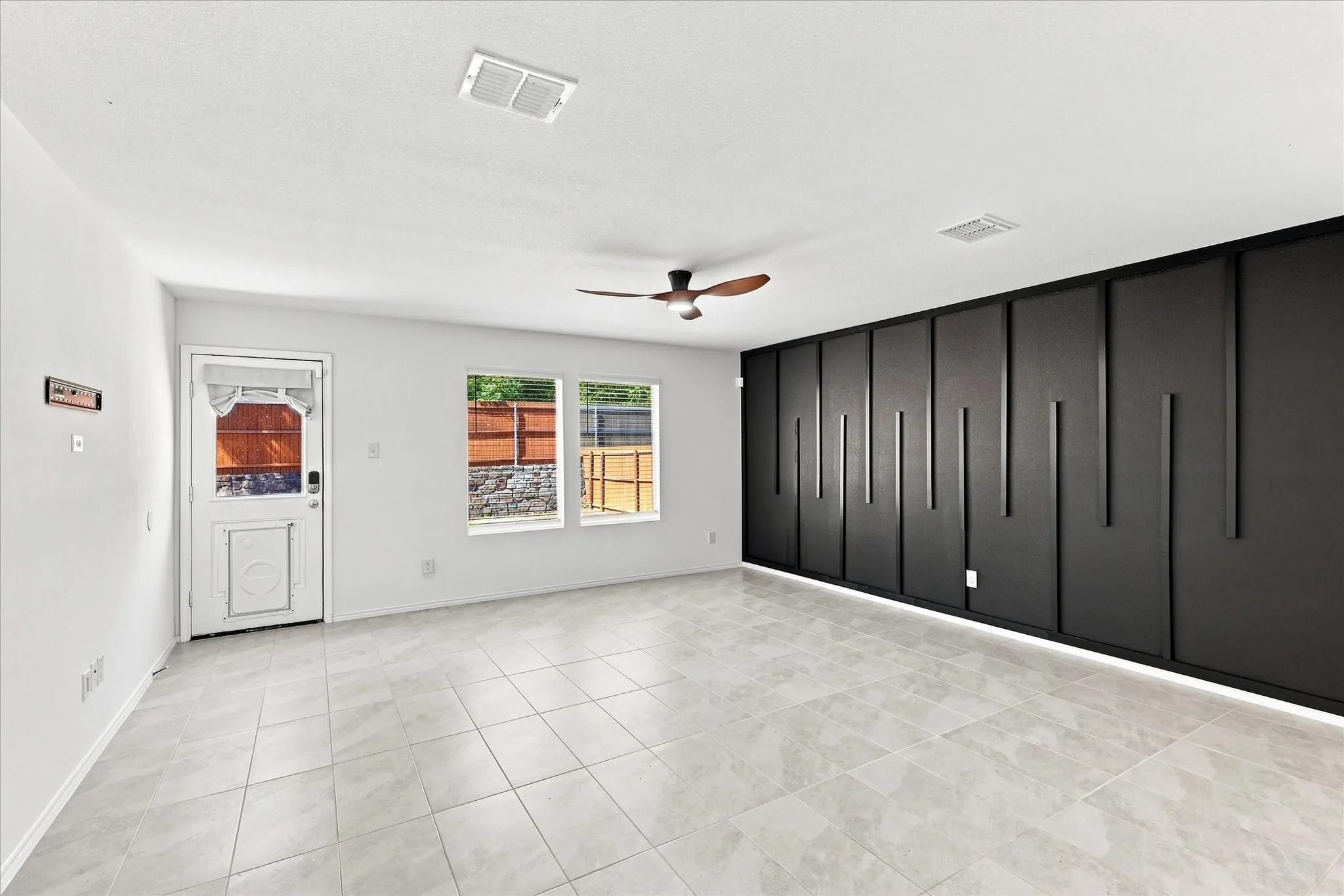 Single Family Residence For Rent in Dallas County , 1756 Copehart Lane, Dallas, Texas 75253, 3 Bedroom, 2 Bathroom, 2 Garage spaces, 1,480 Sqft, built in 2024, mls#21361734, Real Estate Agent in Dallas, Homes For Rent in Dallas county, Homes For Rent in Dallas, Realtor in Dallas Texas, Real Estate Brokerage Independent Realty Texas, Luminita Cordes Realtor