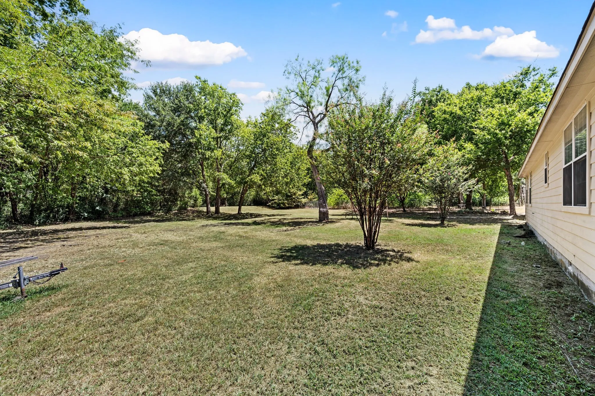 Single Family Residence For Sale in Denton County , 6942 Indian Wells Road, Sanger, Texas 76266, 7 Bedroom, 7 Bathroom, 3 Garage spaces, 7,258 Sqft, built in 1987, mls#21360826, Real Estate Agent in Sanger, Homes For Sale in Denton county, Homes For Sale in Sanger, Realtor in Sanger Texas, Real Estate Brokerage Independent Realty Texas, Luminita Cordes Realtor