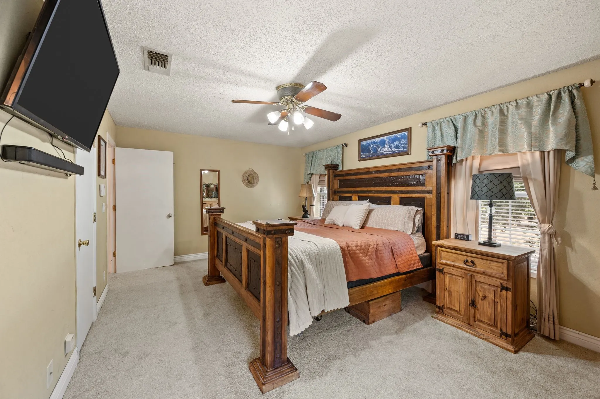 primary bed main house