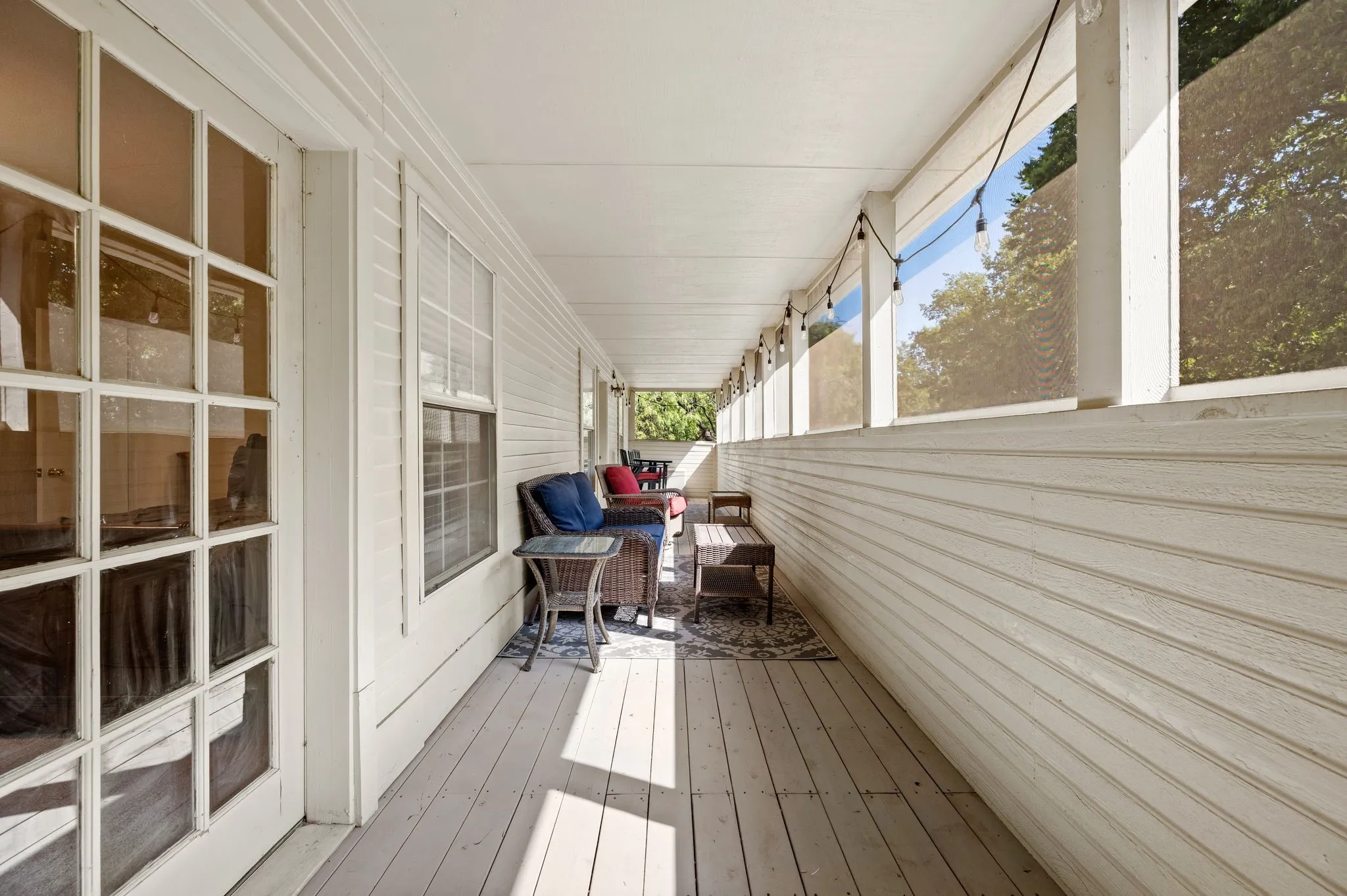 screen porch main house