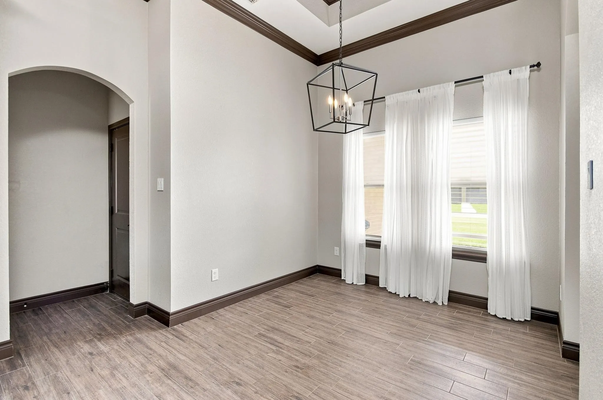 Single Family Residence For Sale in Taylor County , 6517 Cedar Elm Drive, Abilene, Texas 79606, 4 Bedroom, 3 Bathroom, 2 Garage spaces, 1,969 Sqft, built in 2019, mls#21364555, Real Estate Agent in Abilene, Homes For Sale in Taylor county, Homes For Sale in Abilene, Realtor in Abilene Texas, Real Estate Brokerage Independent Realty Texas, Luminita Cordes Realtor
