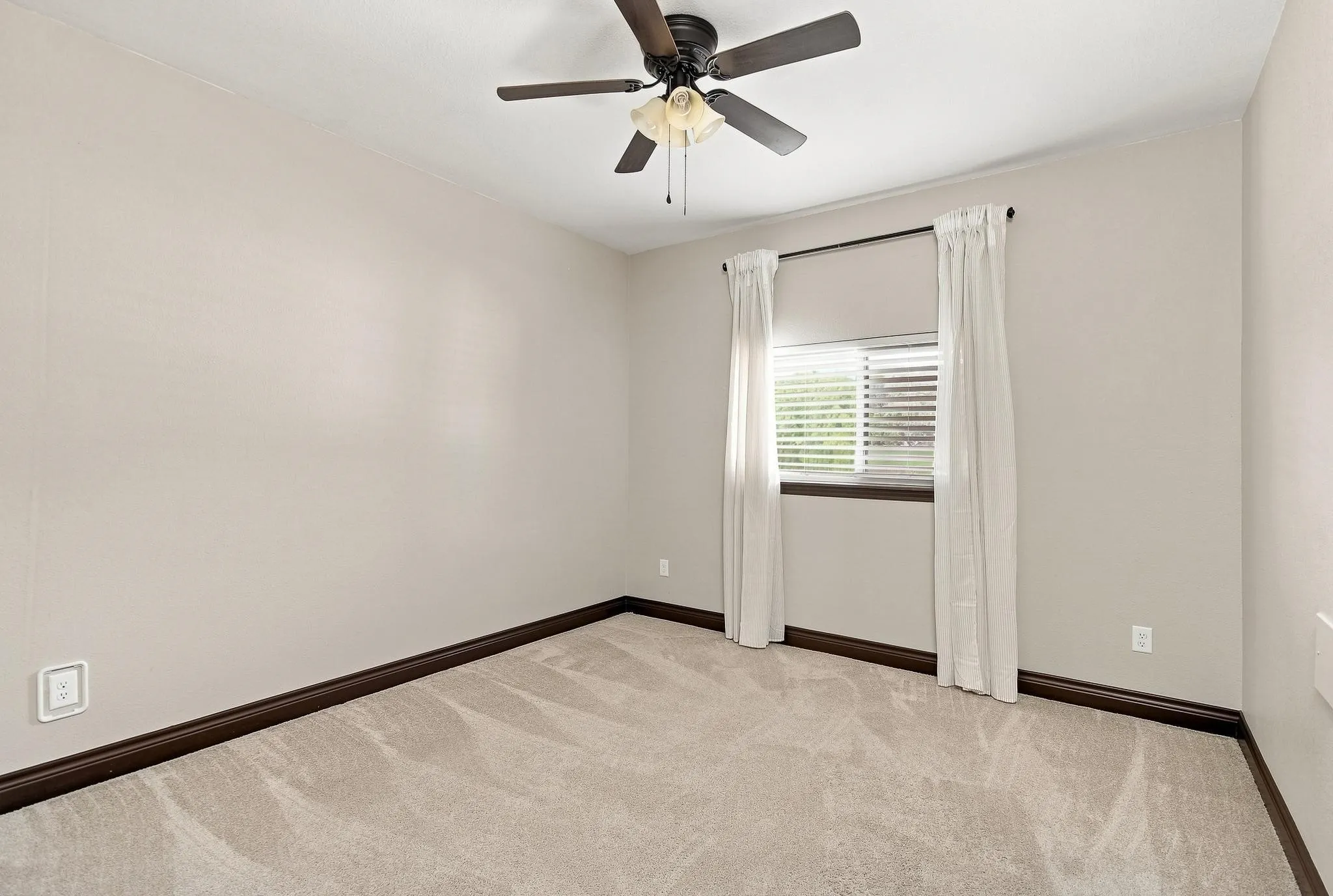 Single Family Residence For Sale in Taylor County , 6517 Cedar Elm Drive, Abilene, Texas 79606, 4 Bedroom, 3 Bathroom, 2 Garage spaces, 1,969 Sqft, built in 2019, mls#21364555, Real Estate Agent in Abilene, Homes For Sale in Taylor county, Homes For Sale in Abilene, Realtor in Abilene Texas, Real Estate Brokerage Independent Realty Texas, Luminita Cordes Realtor