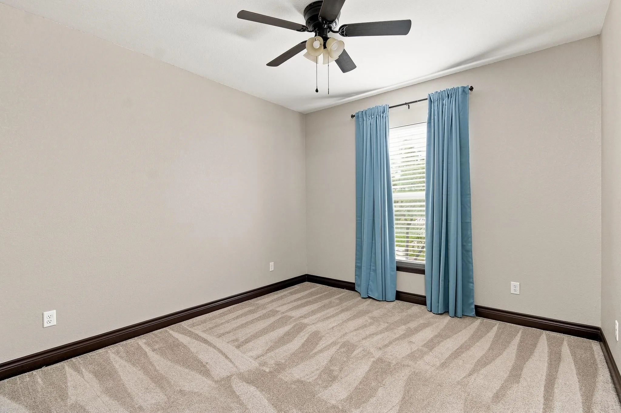 Single Family Residence For Sale in Taylor County , 6517 Cedar Elm Drive, Abilene, Texas 79606, 4 Bedroom, 3 Bathroom, 2 Garage spaces, 1,969 Sqft, built in 2019, mls#21364555, Real Estate Agent in Abilene, Homes For Sale in Taylor county, Homes For Sale in Abilene, Realtor in Abilene Texas, Real Estate Brokerage Independent Realty Texas, Luminita Cordes Realtor