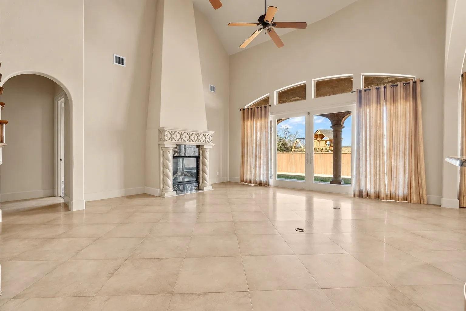 Single Family Residence For Sale in Tarrant County , 614 Cross Timbers Drive, Keller, Texas 76248, 4 Bedroom, 5 Bathroom, 3 Garage spaces, 4,072 Sqft, built in 2008, mls#21364568, Real Estate Agent in Keller, Homes For Sale in Tarrant county, Homes For Sale in Keller, Realtor in Keller Texas, Real Estate Brokerage Independent Realty Texas, Luminita Cordes Realtor