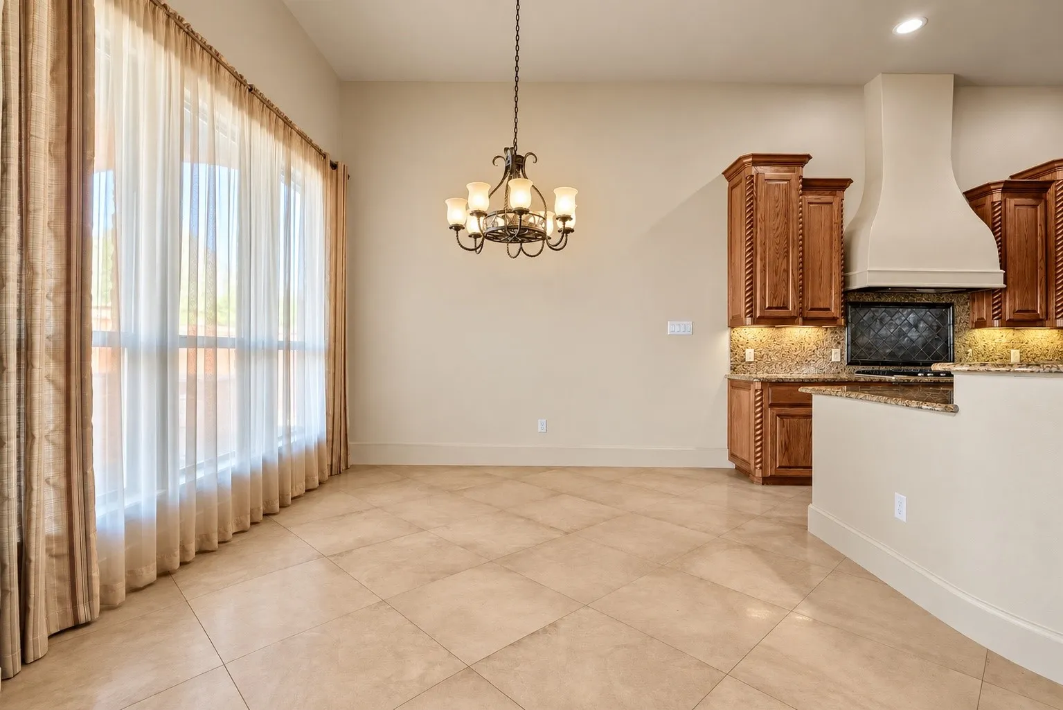 Single Family Residence For Sale in Tarrant County , 614 Cross Timbers Drive, Keller, Texas 76248, 4 Bedroom, 5 Bathroom, 3 Garage spaces, 4,072 Sqft, built in 2008, mls#21364568, Real Estate Agent in Keller, Homes For Sale in Tarrant county, Homes For Sale in Keller, Realtor in Keller Texas, Real Estate Brokerage Independent Realty Texas, Luminita Cordes Realtor