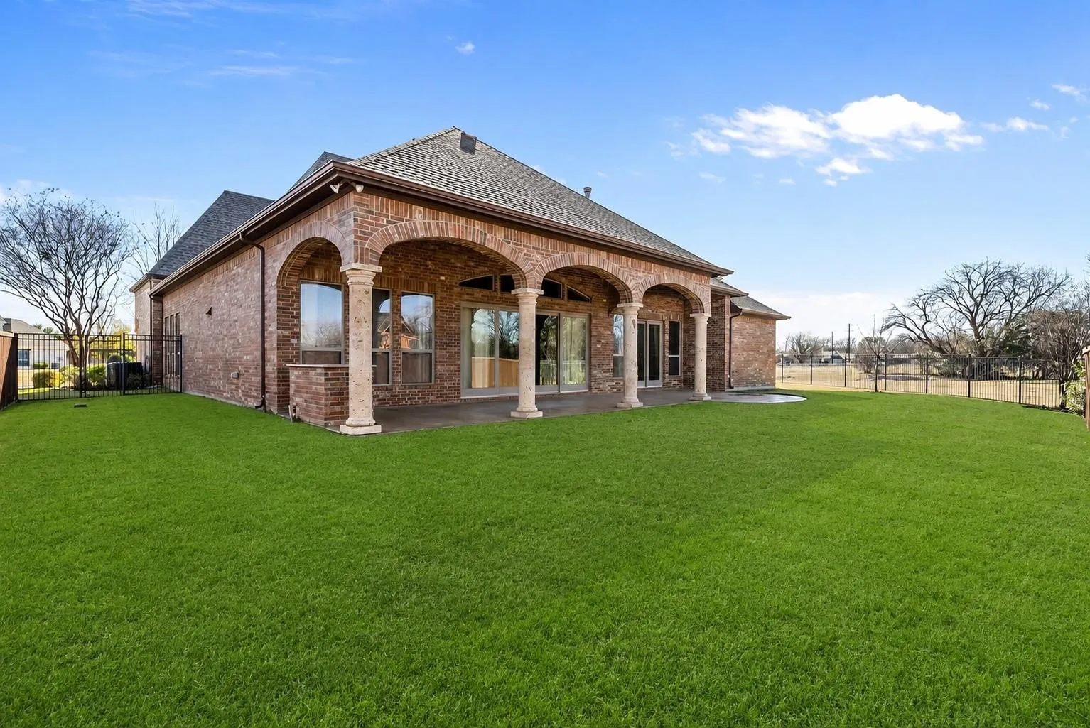 Single Family Residence For Sale in Tarrant County , 614 Cross Timbers Drive, Keller, Texas 76248, 4 Bedroom, 5 Bathroom, 3 Garage spaces, 4,072 Sqft, built in 2008, mls#21364568, Real Estate Agent in Keller, Homes For Sale in Tarrant county, Homes For Sale in Keller, Realtor in Keller Texas, Real Estate Brokerage Independent Realty Texas, Luminita Cordes Realtor