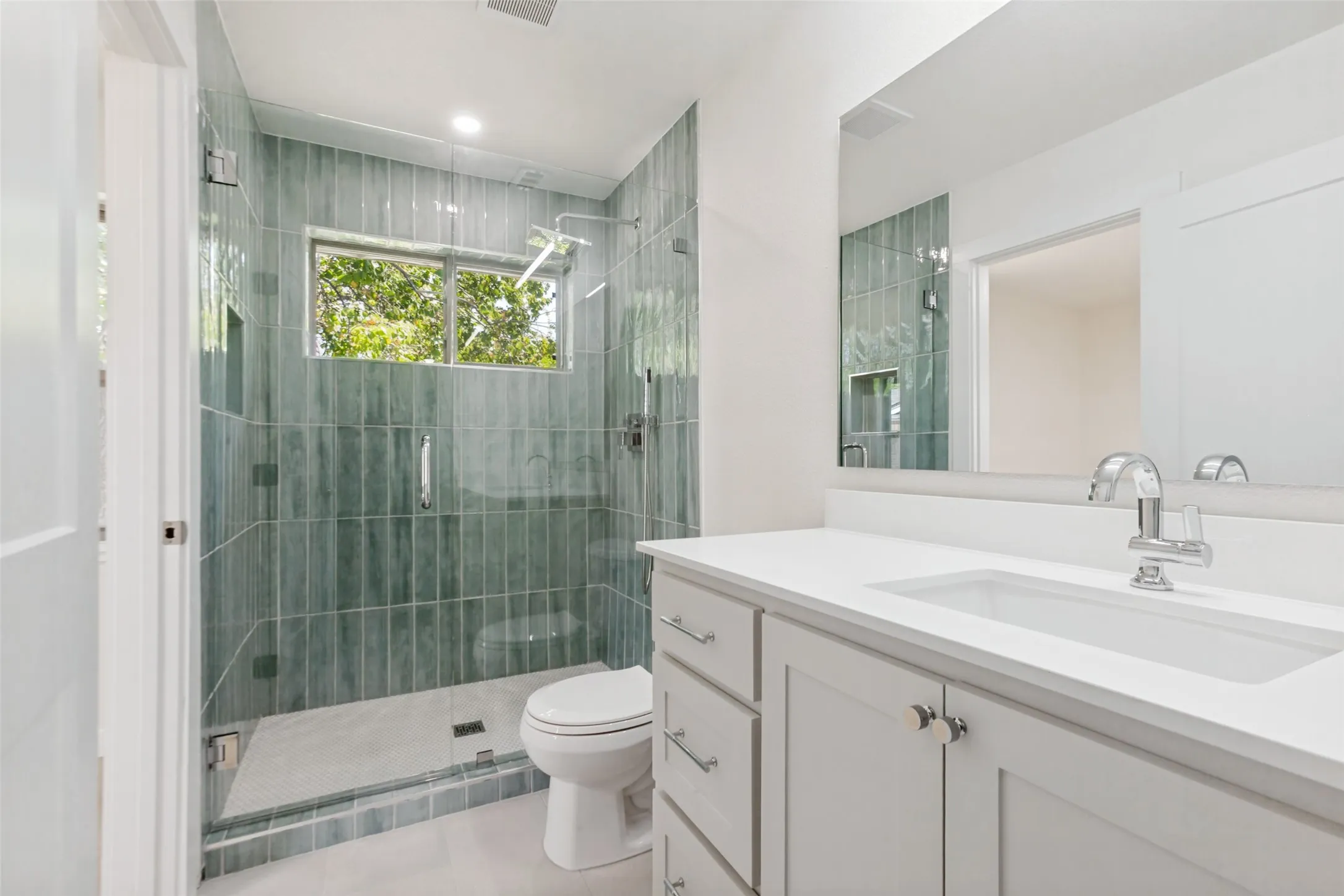 Single Family Residence For Sale in Dallas County , 502 Rorary Drive, Richardson, Texas 75081, 3 Bedroom, 2 Bathroom, 1 Garage spaces, 1,299 Sqft, built in 1959, mls#21364547, Real Estate Agent in Richardson, Homes For Sale in Dallas county, Homes For Sale in Richardson, Realtor in Richardson Texas, Real Estate Brokerage Independent Realty Texas, Luminita Cordes Realtor