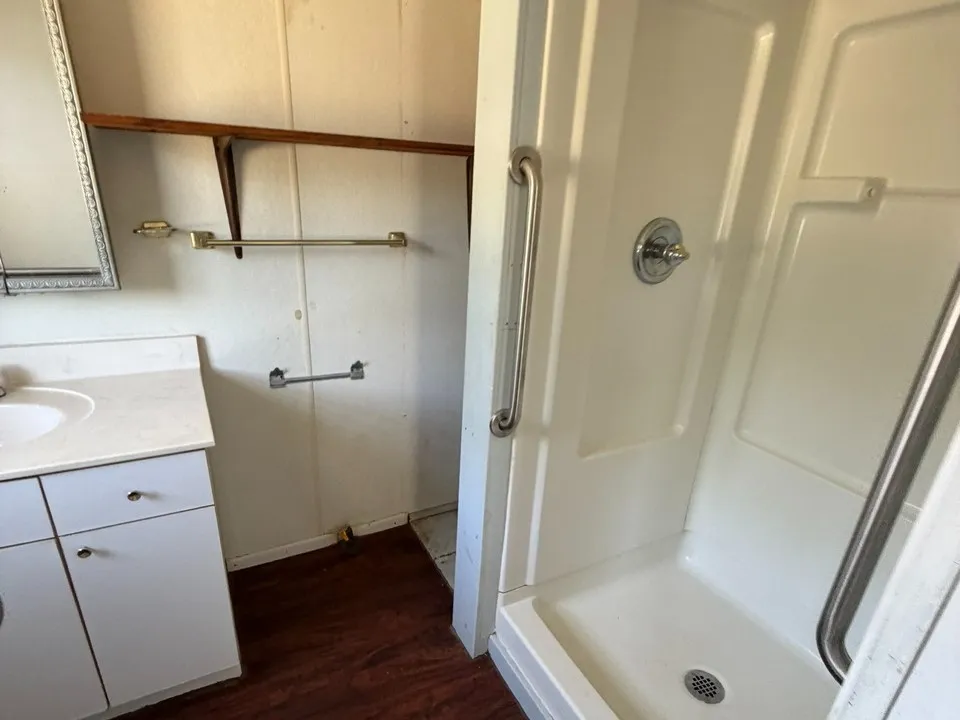 Single Family Residence For Sale in Coleman County , 600 W 14TH Street, Coleman, Texas 76834, 3 Bedroom, 1 Bathroom, Garage spaces, 1,004 Sqft, built in 0, mls#21364576, Real Estate Agent in Coleman, Homes For Sale in Coleman county, Homes For Sale in Coleman, Realtor in Coleman Texas, Real Estate Brokerage Independent Realty Texas, Luminita Cordes Realtor