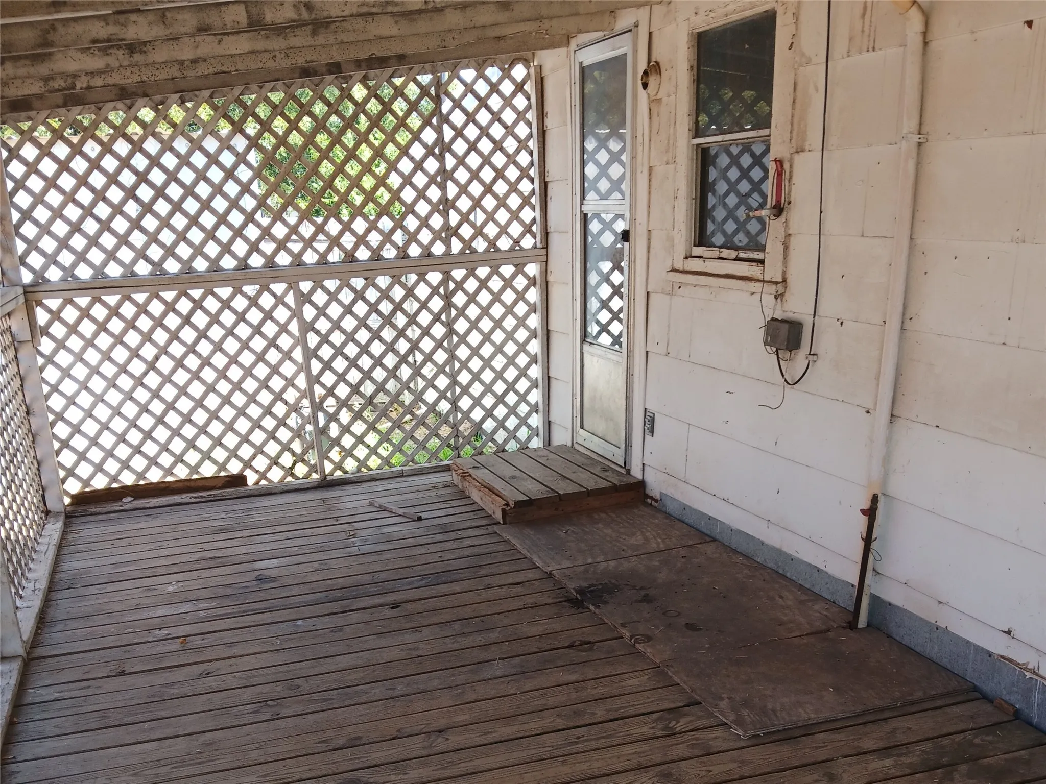Single Family Residence For Sale in Coleman County , 600 W 14TH Street, Coleman, Texas 76834, 3 Bedroom, 1 Bathroom, Garage spaces, 1,004 Sqft, built in 0, mls#21364576, Real Estate Agent in Coleman, Homes For Sale in Coleman county, Homes For Sale in Coleman, Realtor in Coleman Texas, Real Estate Brokerage Independent Realty Texas, Luminita Cordes Realtor