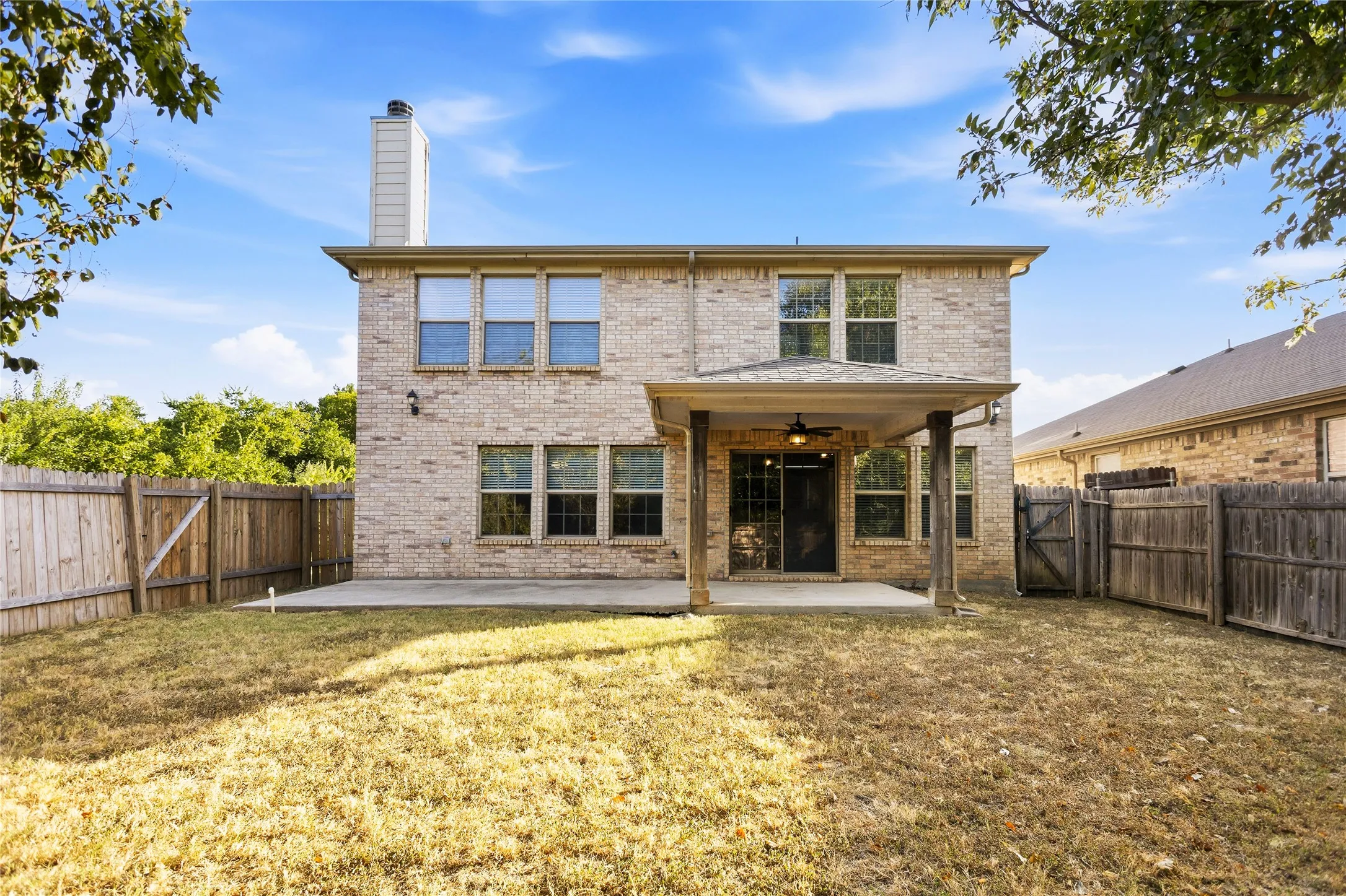 Single Family Residence For Sale in Tarrant County , 5281 Placid Drive, Haltom City, Texas 76117, 4 Bedroom, 3 Bathroom, 2 Garage spaces, 2,880 Sqft, built in 2006, mls#21348756, Real Estate Agent in Haltom City, Homes For Sale in Tarrant county, Homes For Sale in Haltom City, Realtor in Haltom City Texas, Real Estate Brokerage Independent Realty Texas, Luminita Cordes Realtor