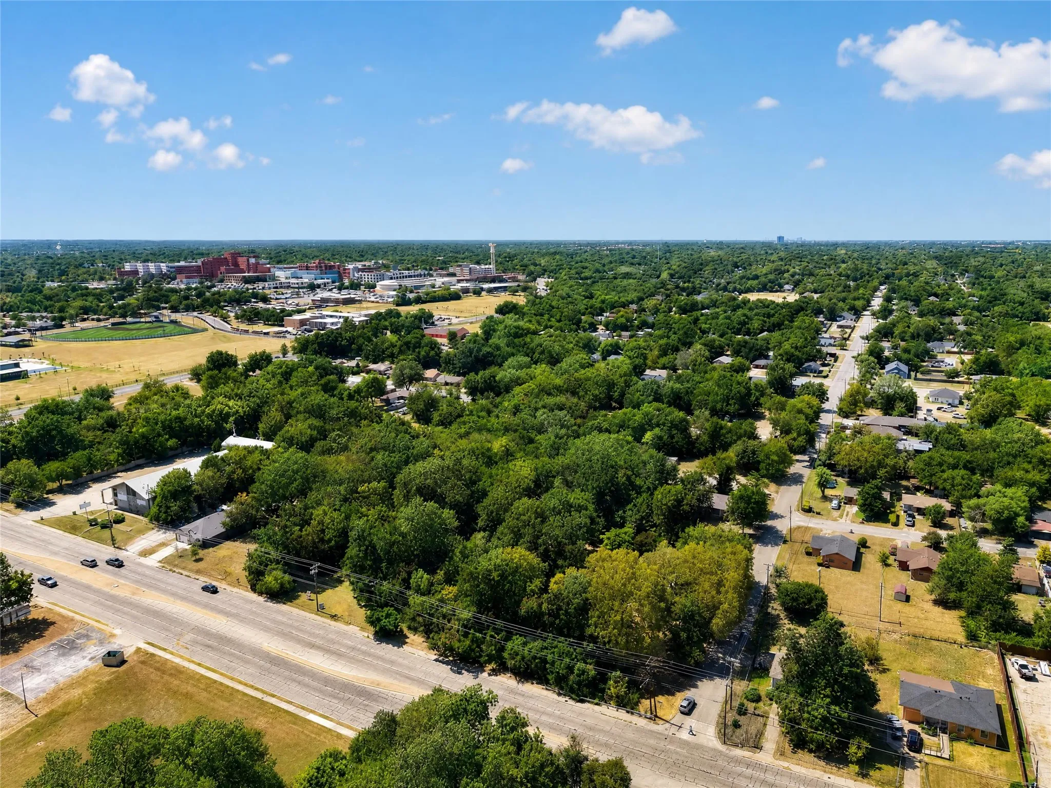 Unimproved Land For Sale in Dallas County , 2633 E Ledbetter Drive, Dallas, Texas 75216, 0, 0, Garage spaces, 0 Sqft, built in 0, Price $60,000, mls#21364577, Real Estate Agent in Dallas, Homes For Sale in Dallas county, Homes For Sale in Dallas, Realtor in Dallas Texas, Real Estate Brokerage Independent Realty Texas, Luminita Cordes Realtor