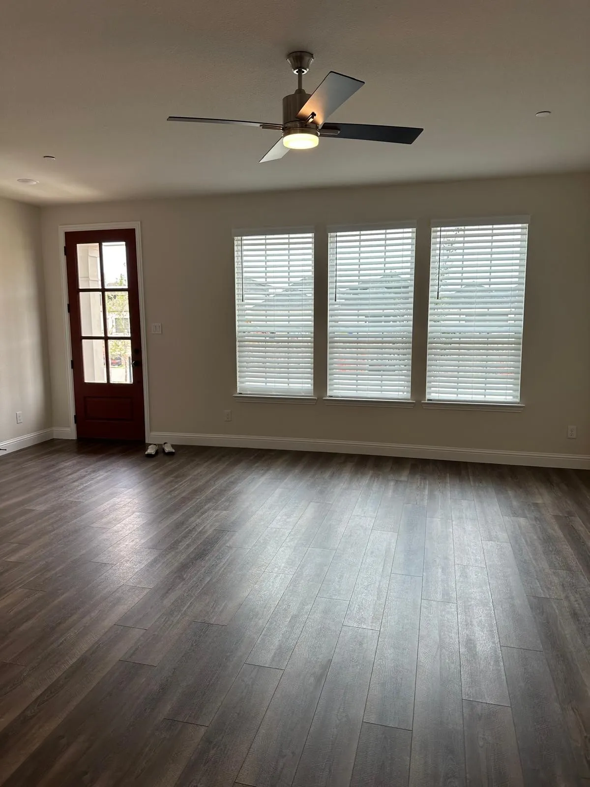 Townhouse For Rent in Collin County , 13139 Teton Street, Frisco, Texas 75035, 3 Bedroom, 3 Bathroom, 2 Garage spaces, 2,035 Sqft, built in 2022, mls#21364583, Real Estate Agent in Frisco, Homes For Rent in Collin county, Homes For Rent in Frisco, Realtor in Frisco Texas, Real Estate Brokerage Independent Realty Texas, Luminita Cordes Realtor