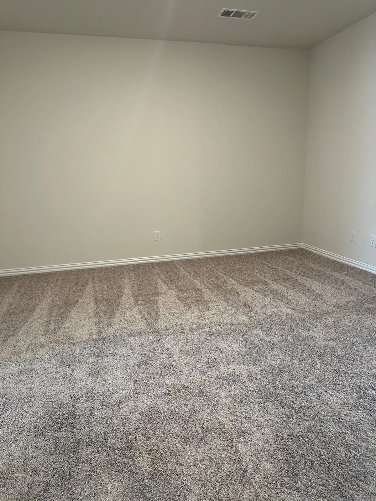 Townhouse For Rent in Collin County , 13139 Teton Street, Frisco, Texas 75035, 3 Bedroom, 3 Bathroom, 2 Garage spaces, 2,035 Sqft, built in 2022, mls#21364583, Real Estate Agent in Frisco, Homes For Rent in Collin county, Homes For Rent in Frisco, Realtor in Frisco Texas, Real Estate Brokerage Independent Realty Texas, Luminita Cordes Realtor